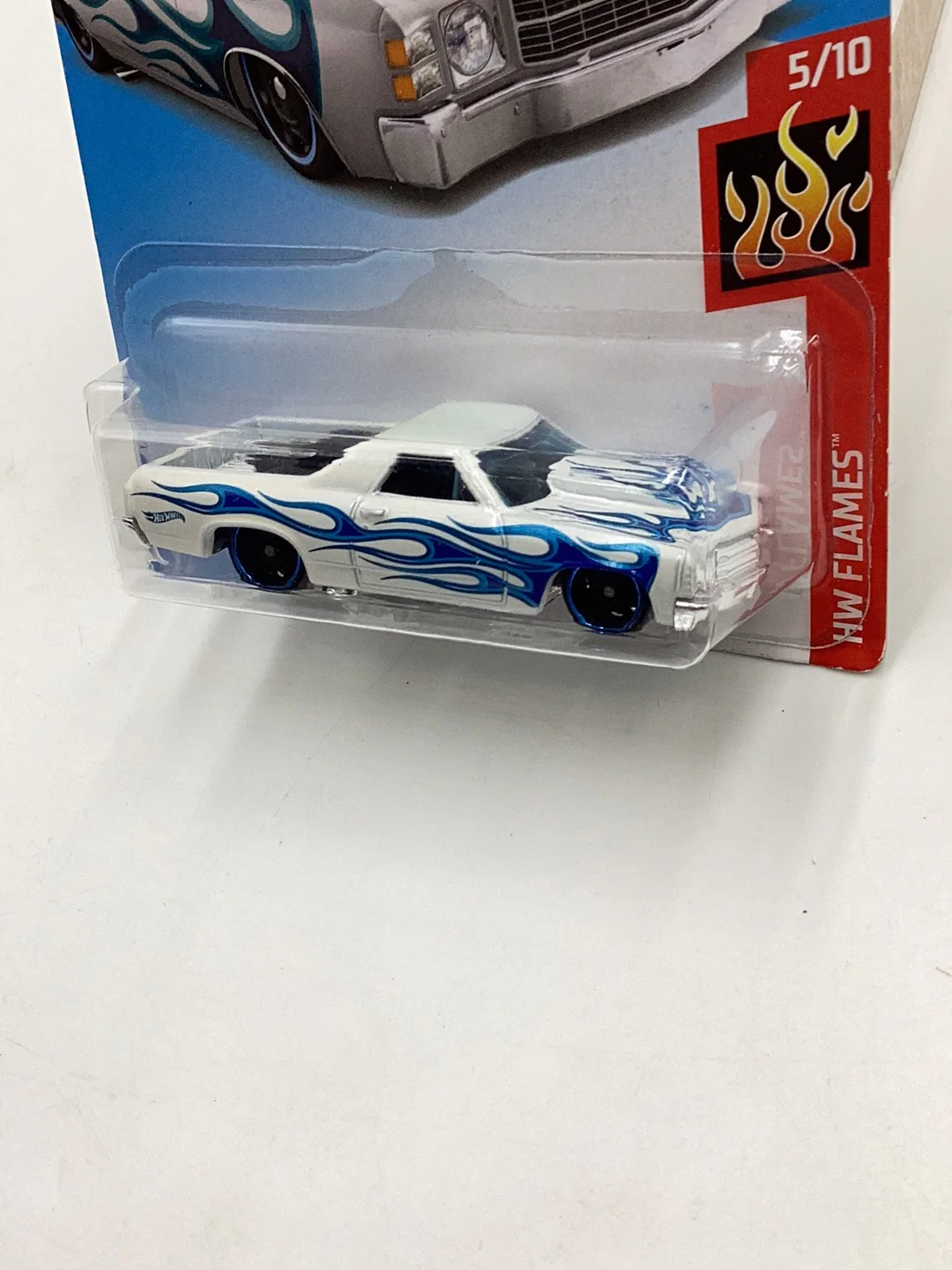 Hot Wheels 2019 #8 71 El Camino white Kroger Exclusive 235E - Image 5