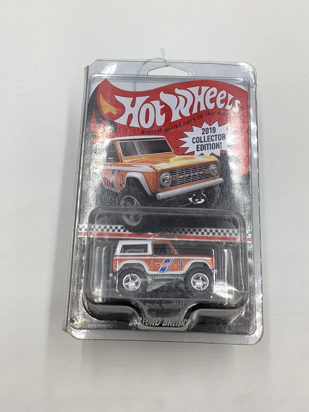 Hot wheels 2019 mail in collectors edition 67 Ford Bronco - Image 8