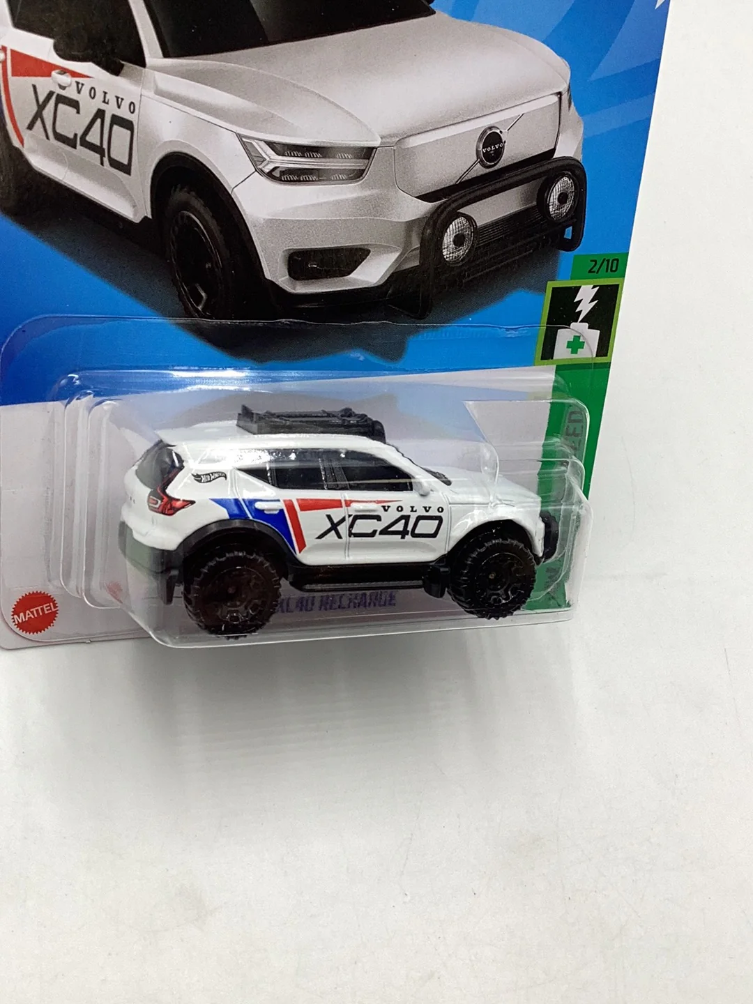 Hot Wheels 2024 E Case #14 Volvo XC40 Recharge 92C - Image 4