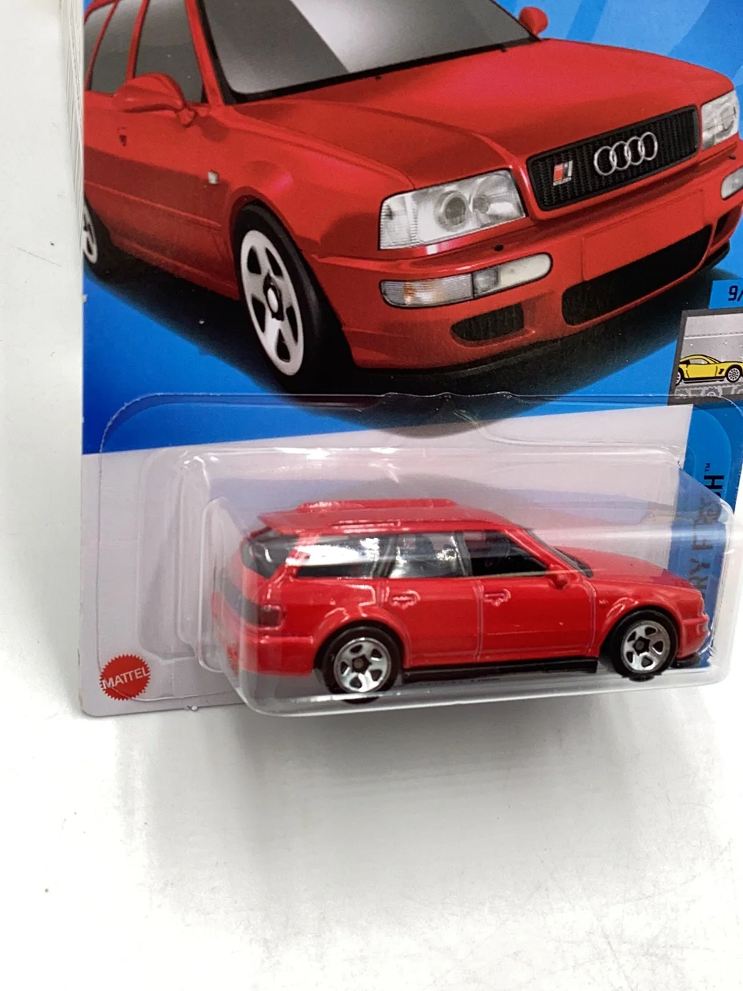Hot Wheels 2024 F Case #133 94 Audi Avant RS2 109i - Image 4