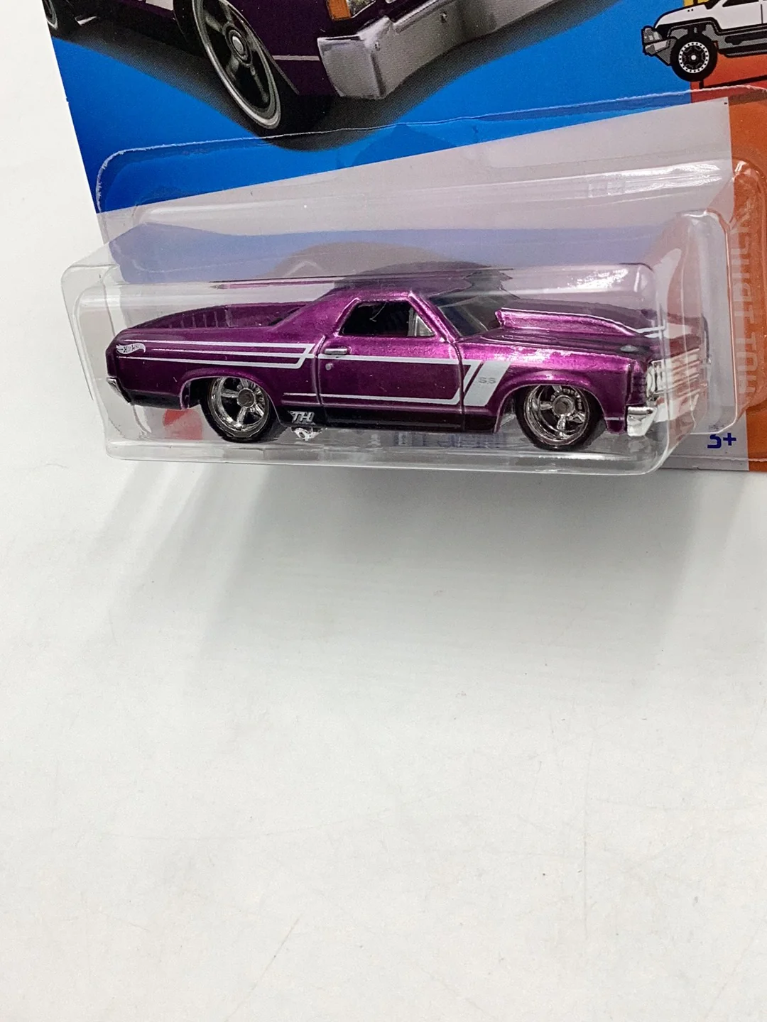 Hot Wheels 2024 F Case Super Treasure Hunt #132 72 El Camino with protector - Image 5