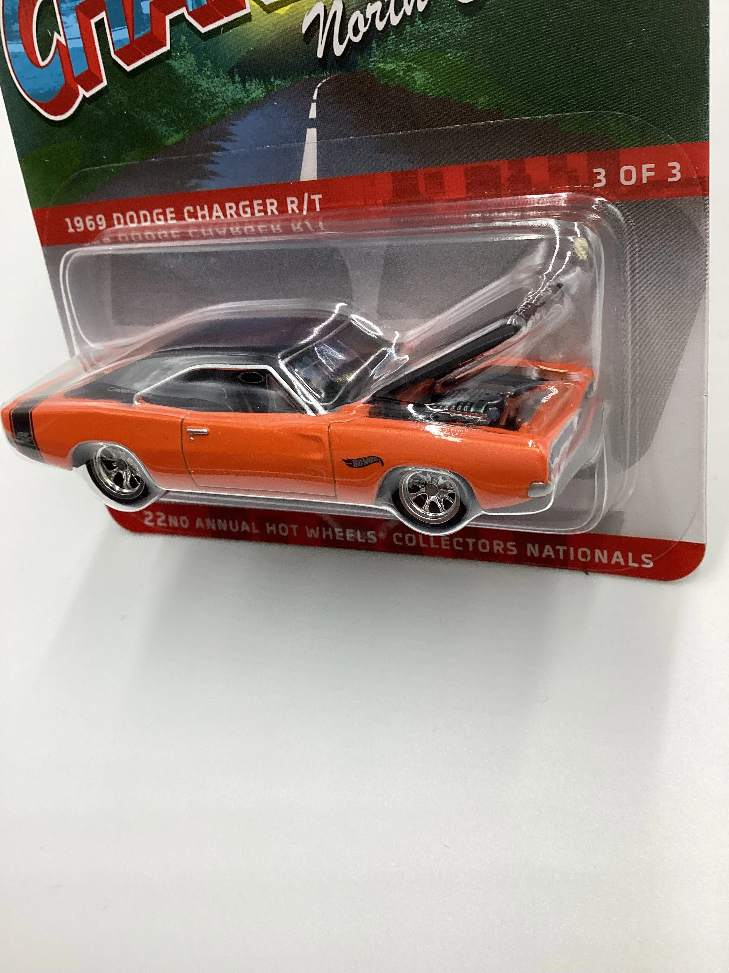 2022 Hot wheels 22nd Annual Collectors Nationals Charlotte 1969 Dodge Charger R/T Orange 2777/4000 with protector - Image 4