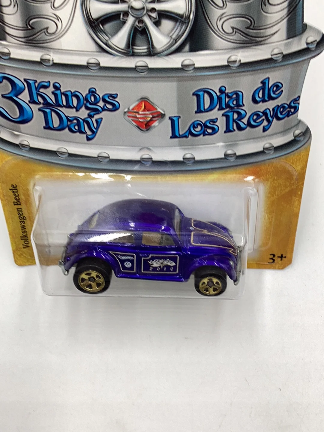 Hot Wheels 3 Kings Day Volkswagen Beetle Target exclusive with protector - Image 6