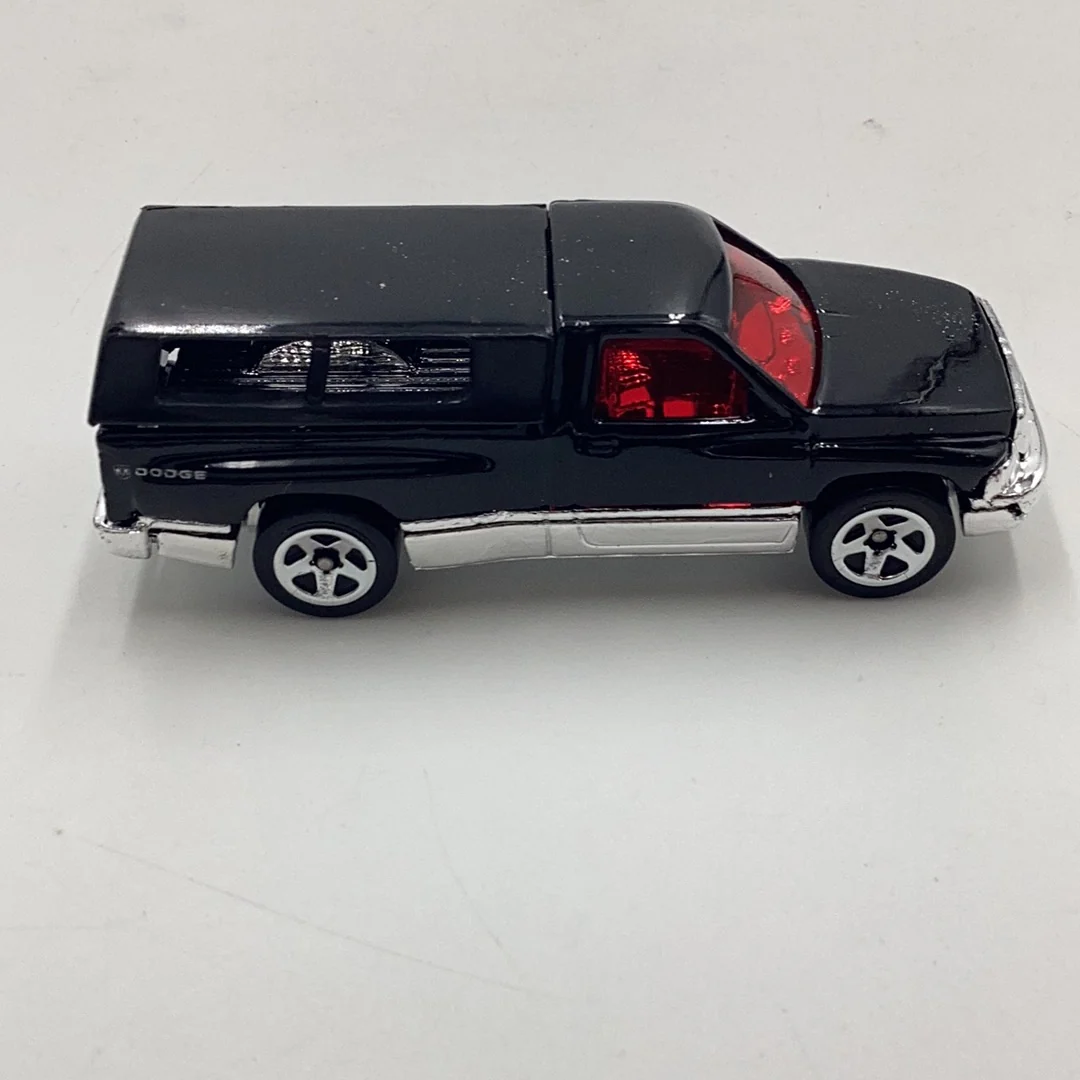 Hot Wheels 40th anniversary Dodge Ram 1500 loose vehicle - Image 4
