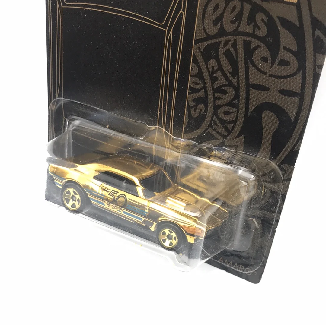 hot wheels 50th anniversary series black and gold 67 Camaro Chase W/Protector - Image 3