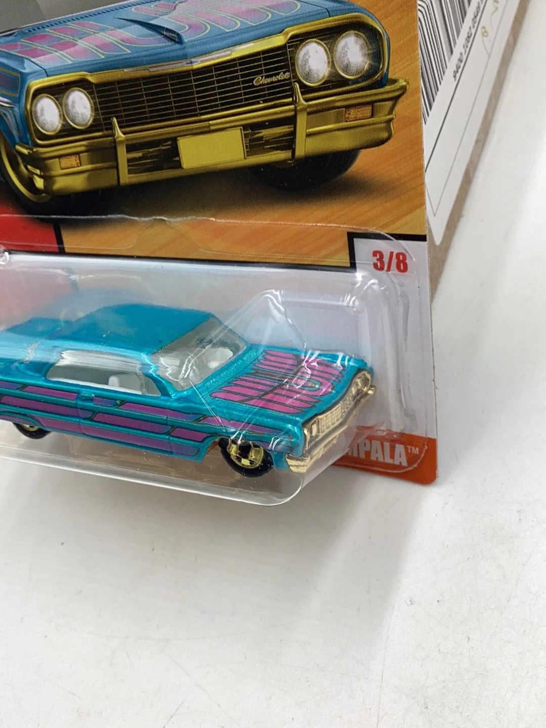 Hot Wheels 60s 64 impala 3/8 - Image 4