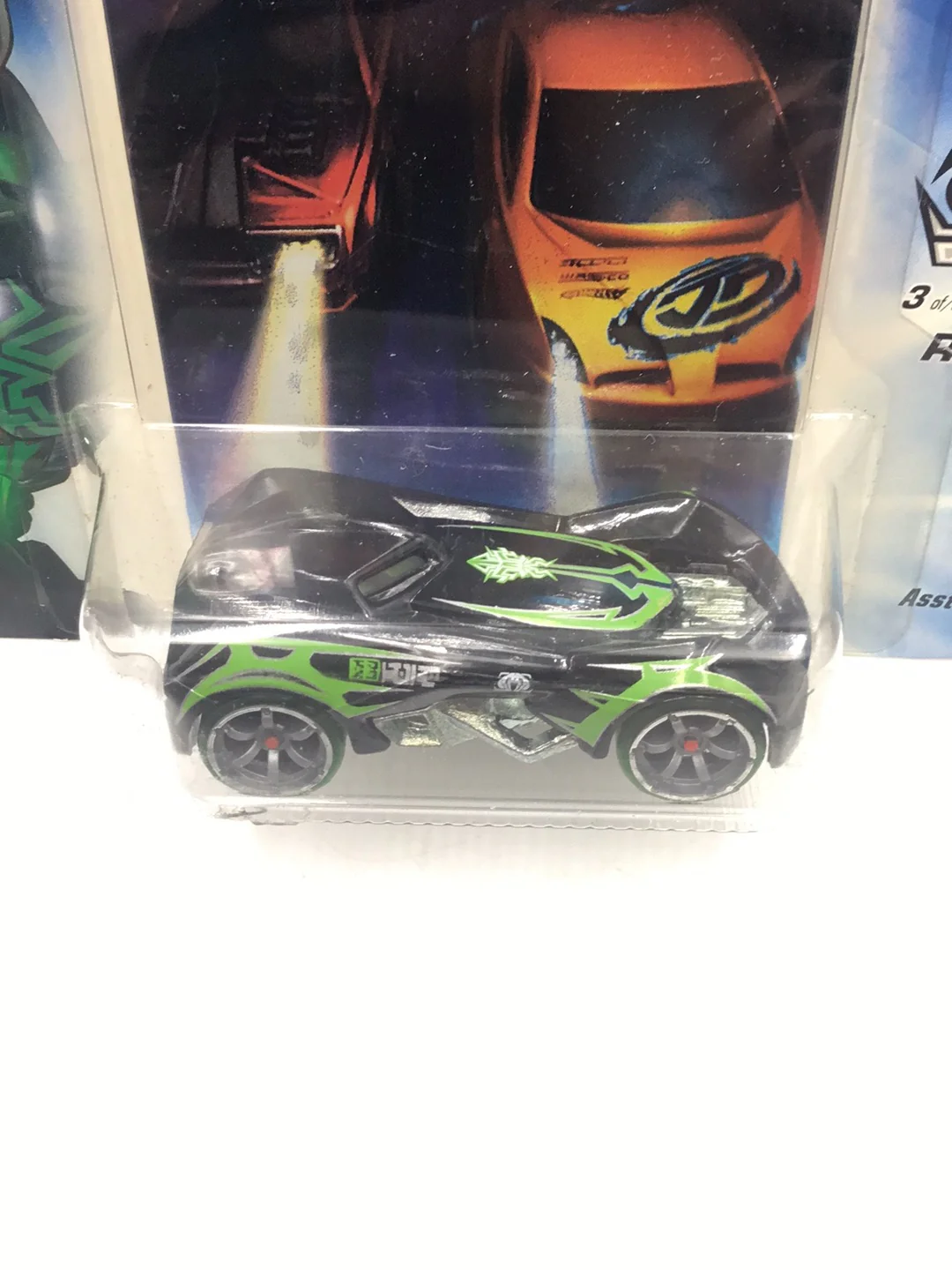 Hot wheels Acceleracers Racing Drones RD-03 3 of 9 Black International card  (Bad card) - Image 5