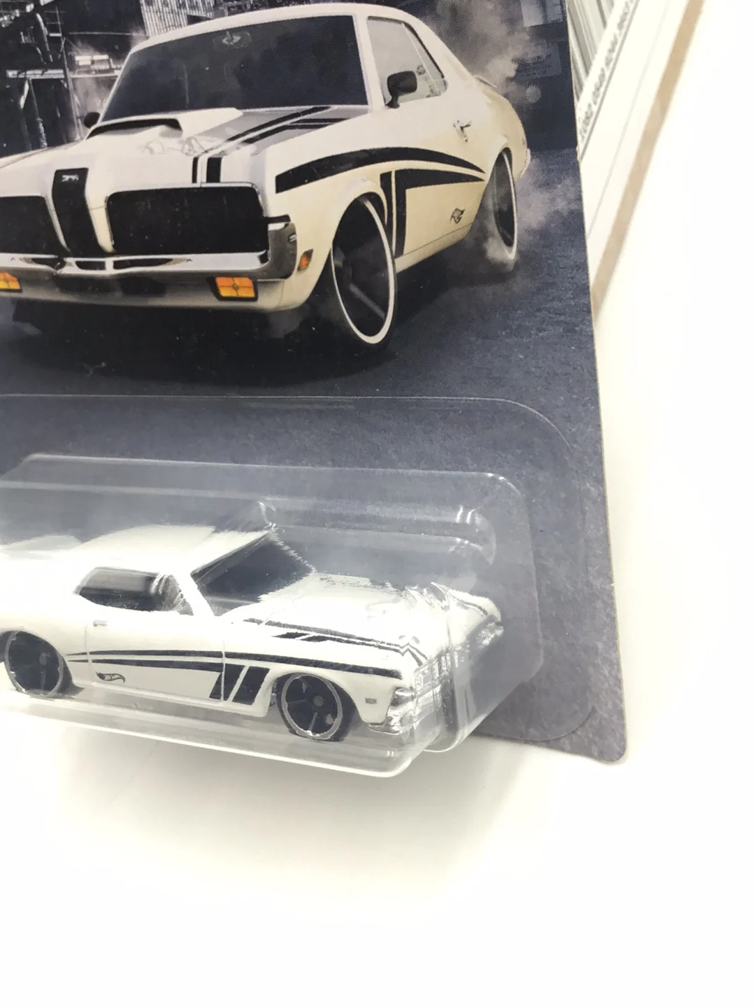 Hot Wheels American Steel Series 69 Mercury Cougar 7/10 HH7 - Image 4