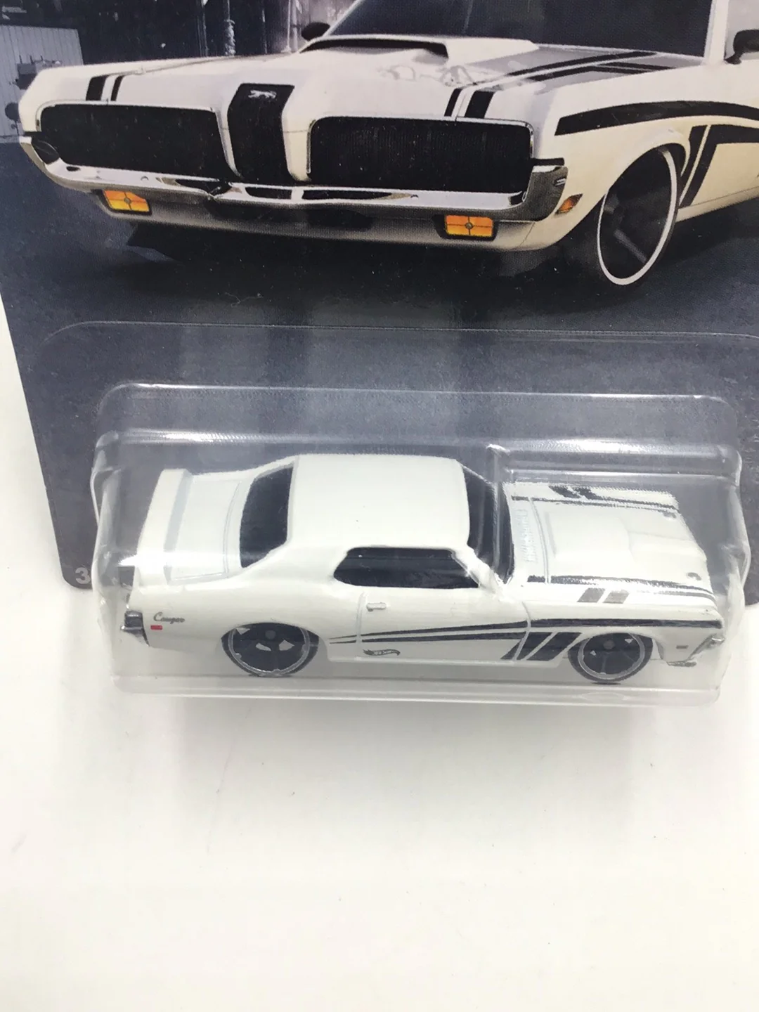 Hot Wheels American Steel Series 69 Mercury Cougar 7/10 HH7 - Image 5