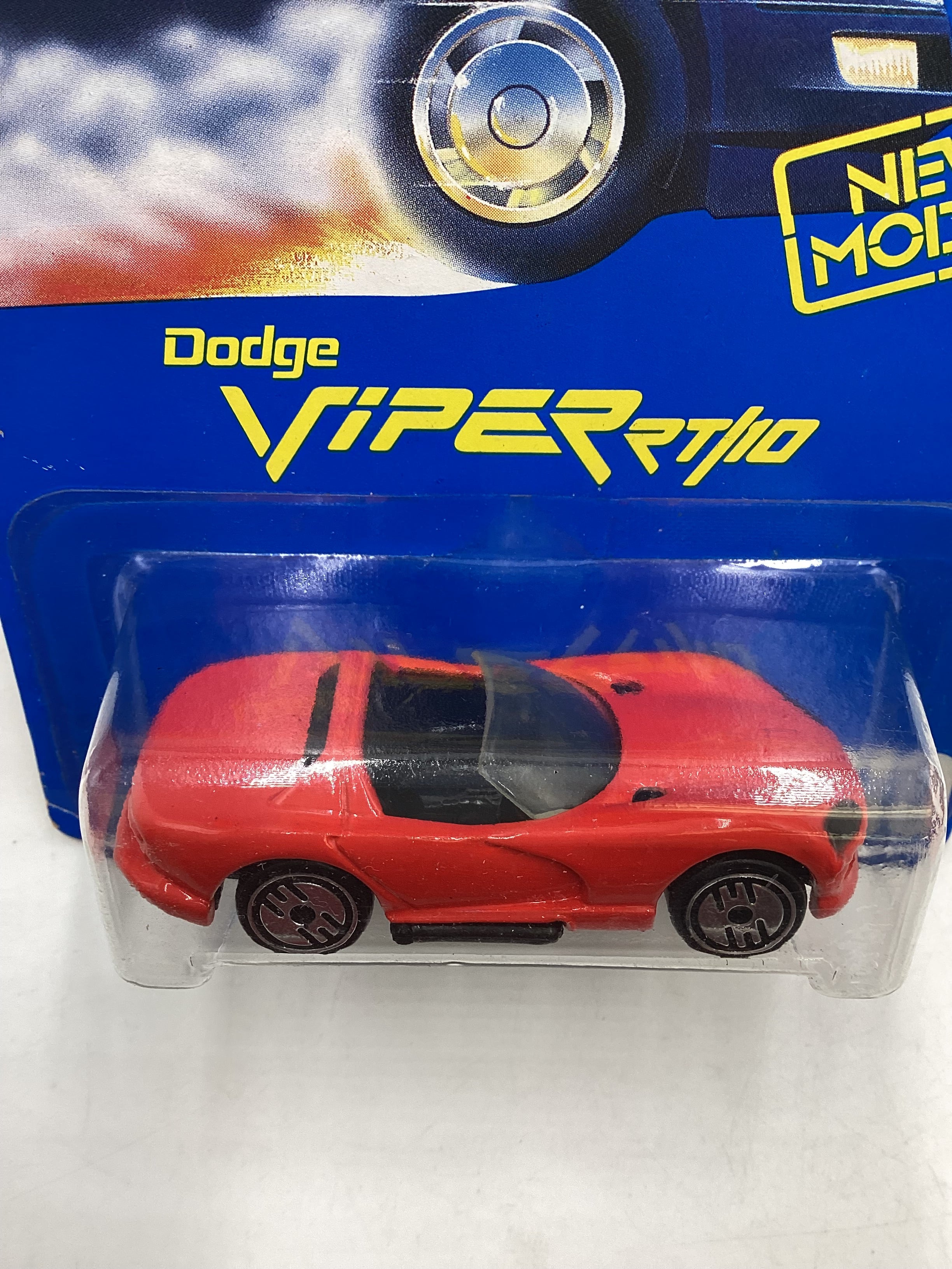 Hot Wheels New Model Blue Card Collector No. 210 Dodge Viper R/T 10 Red UH Chrome Wheels 240E - Image 6