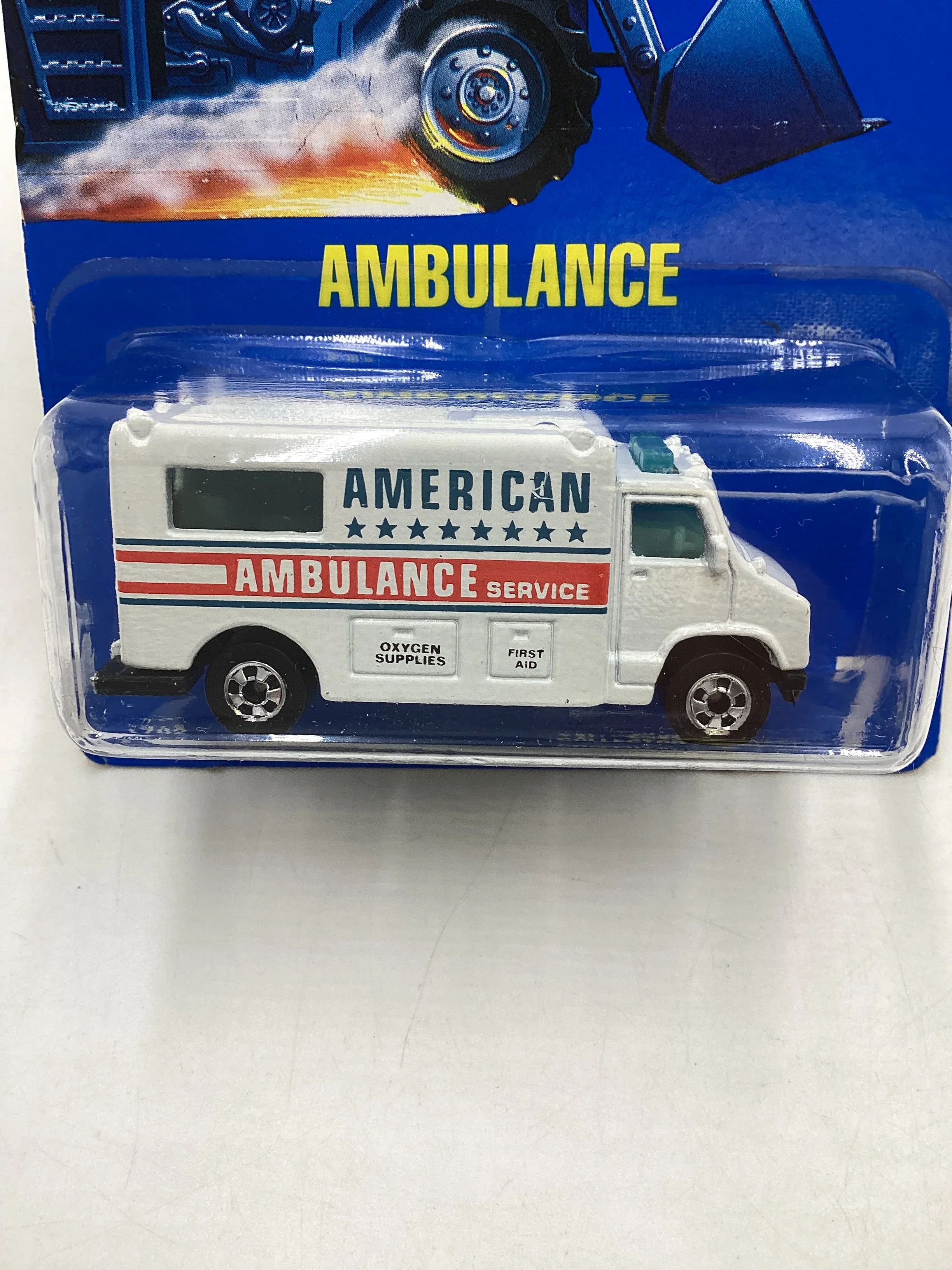 Hot Wheels Blue Card Collector No. 71 Ambulance White BW Wheels 239B - Image 3
