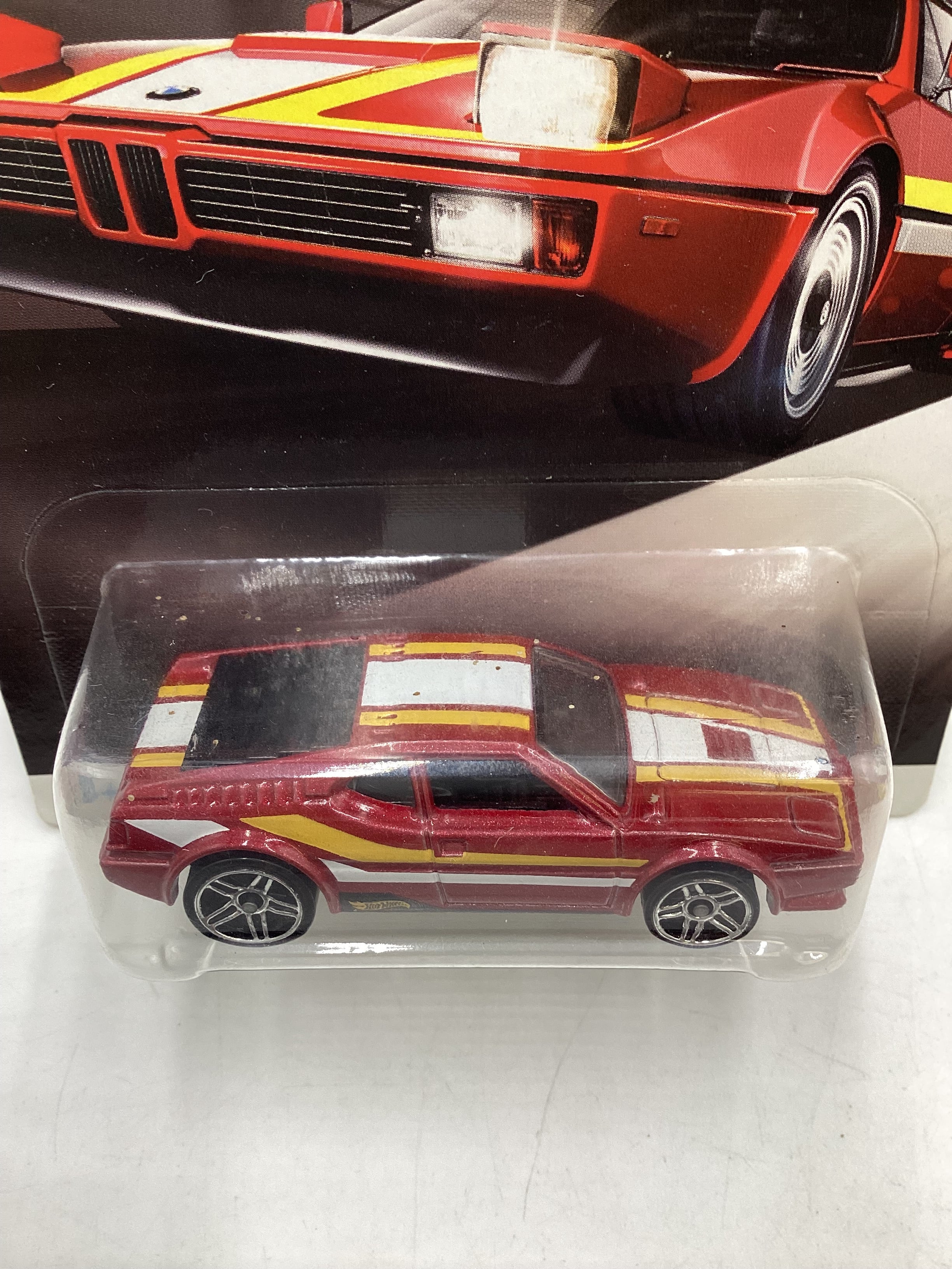 Hot wheels BMW 1/8 Walmart Exclusive BMW M1 155A - Image 6