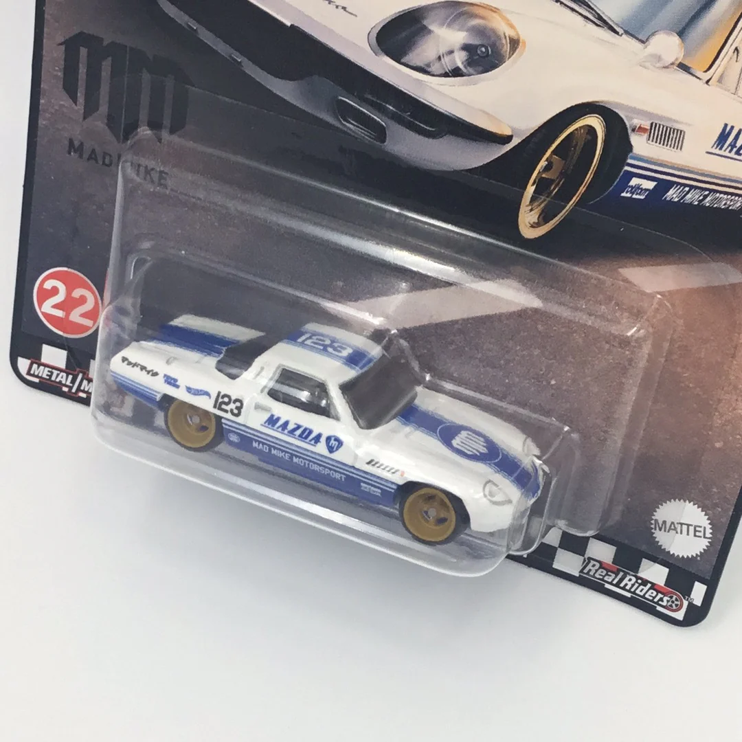 Hot Wheels Boulevard #22 1968 Mazda Cosmo Sport mad mike 260D - Image 3