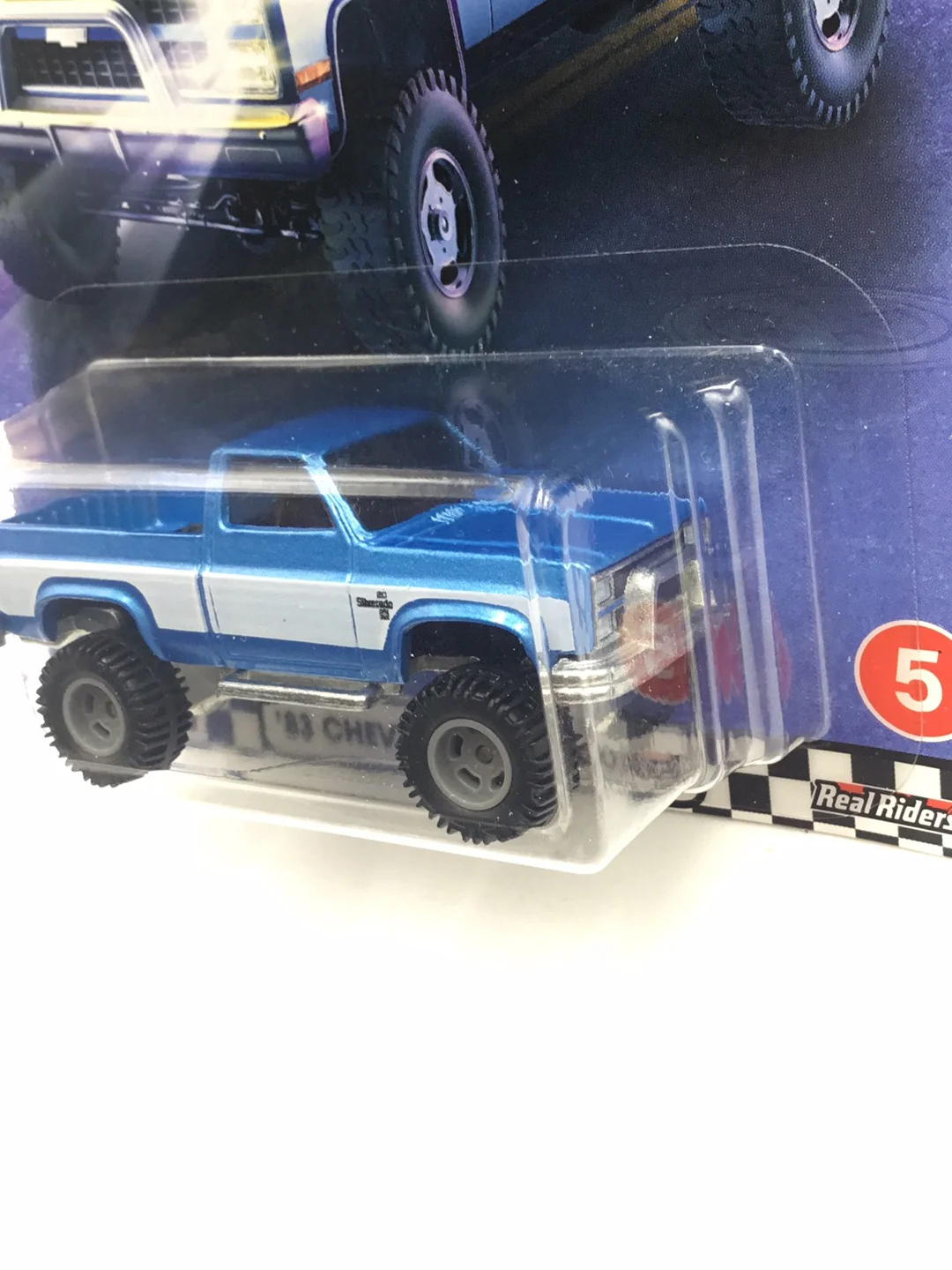 Hot Wheels Boulevard #5 83 Chevy Silverado 4x4 - Image 4