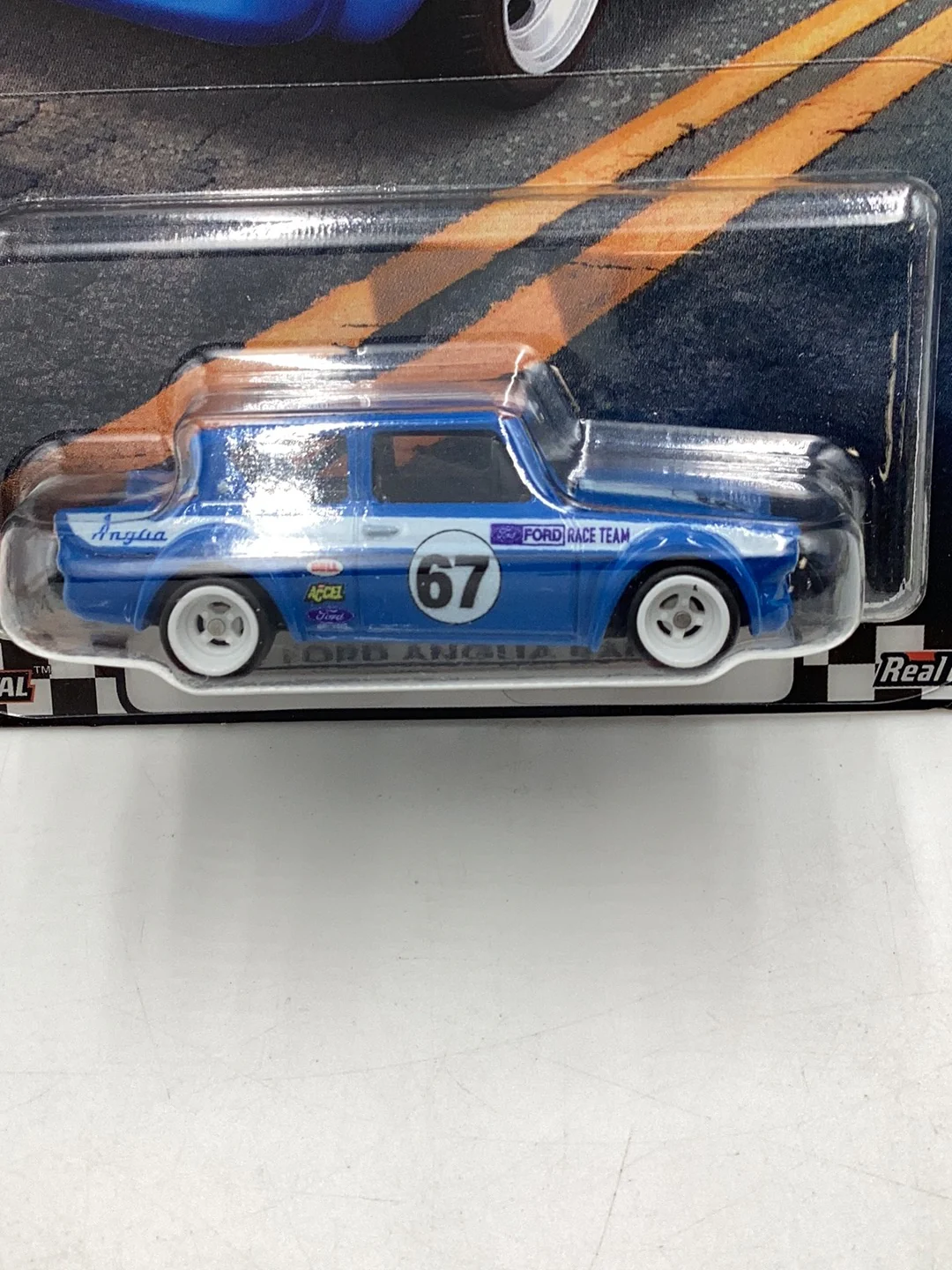 Hot Wheels Boulevard #86 67 Ford Anglia Racer 261C - Image 2