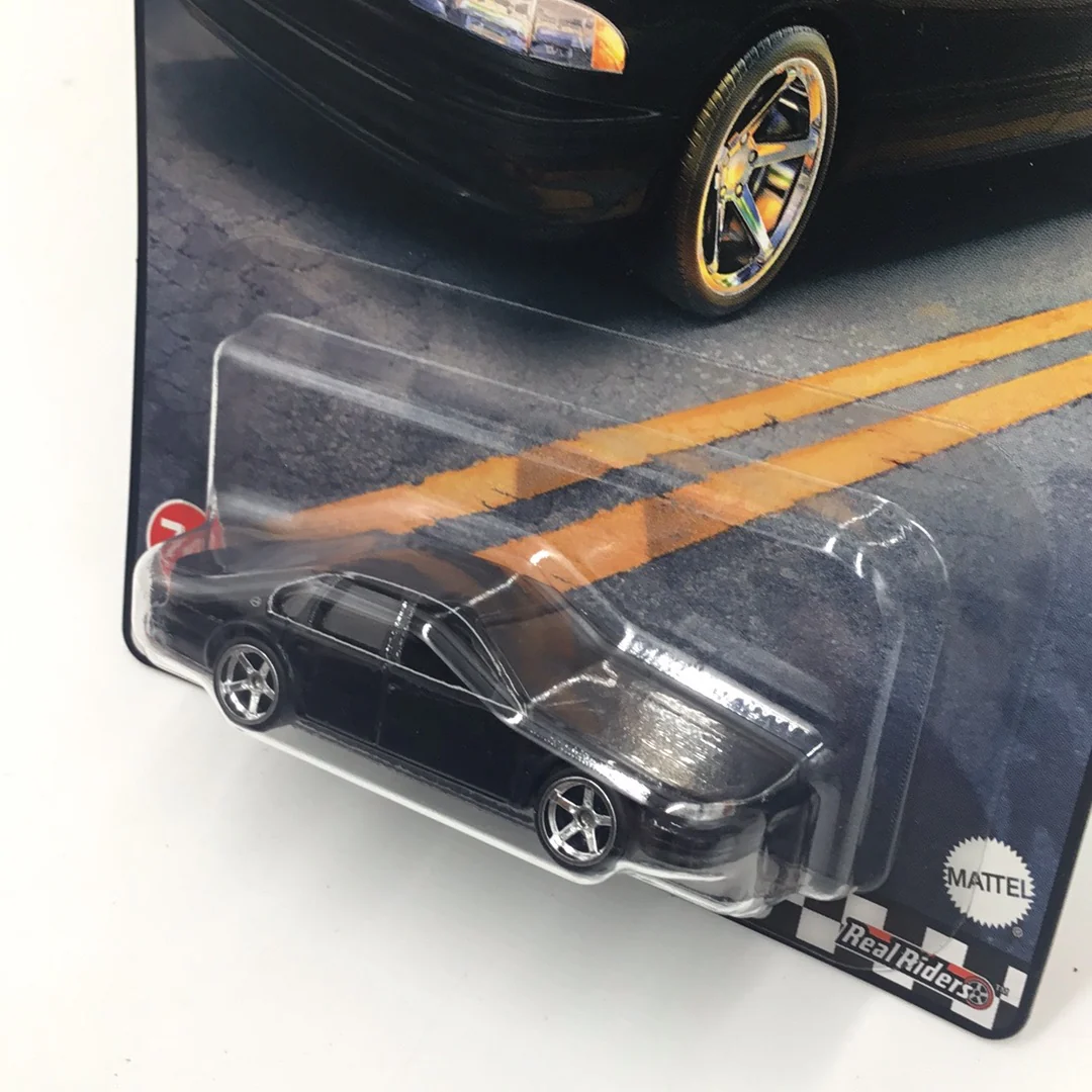 Hot Wheels Boulevard #74 96 Chevy Impala 261B - Image 3