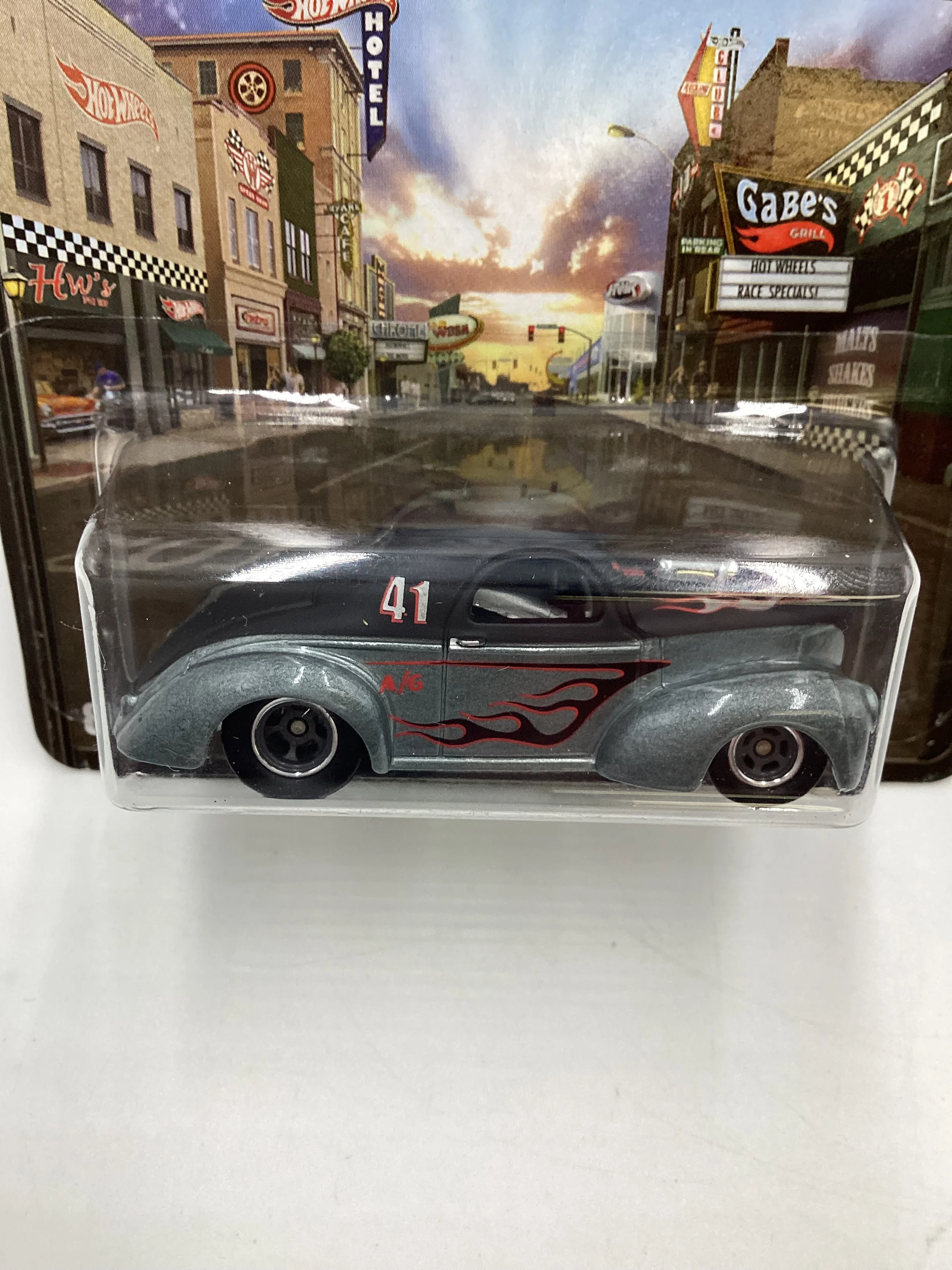 Hot Wheels Boulevard Legends 41 Willys Gray/Silver SR - Image 3