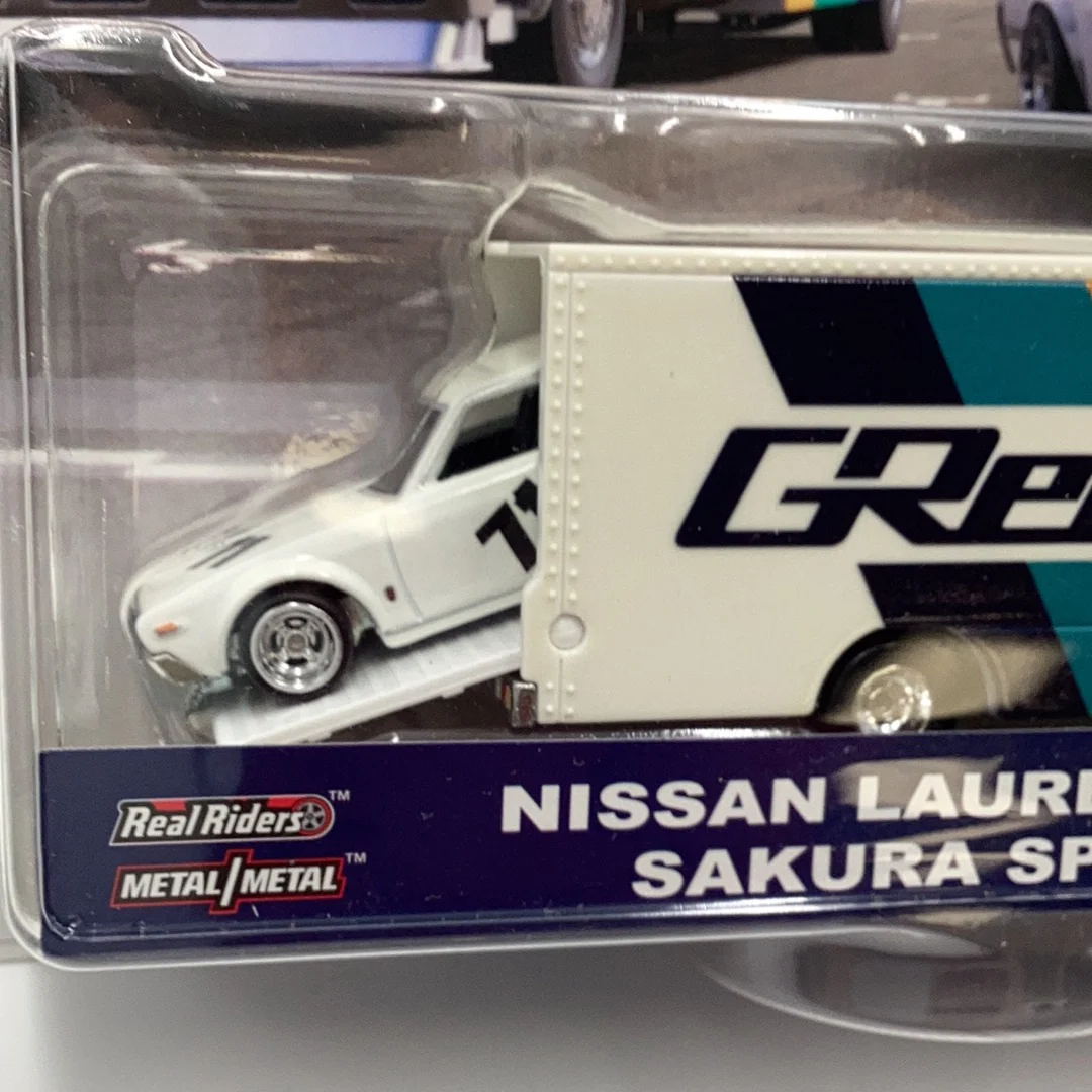 Hot wheels car culture team transport #2 Nissan Laurel 2000 SGX Sakura Sprinter 278B - Image 2