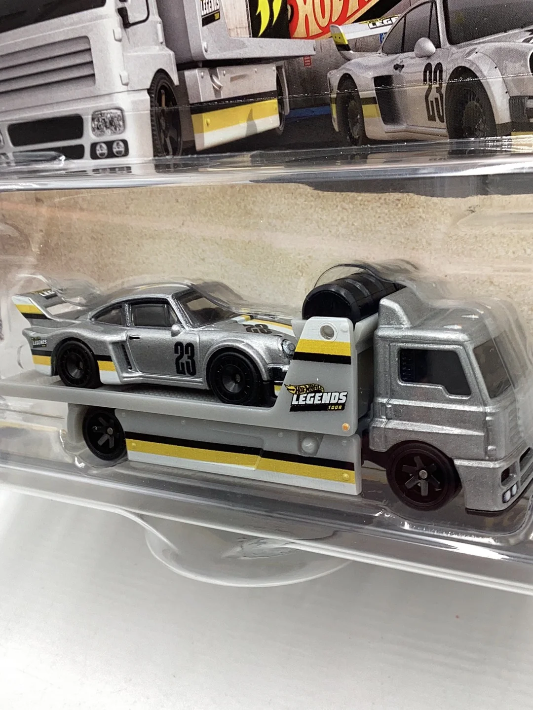 Hot wheels CAR CULTURE TEAM TRANSPORT Porsche 934.5 Fleet Street Legends Tour walmart exclusive - Image 4