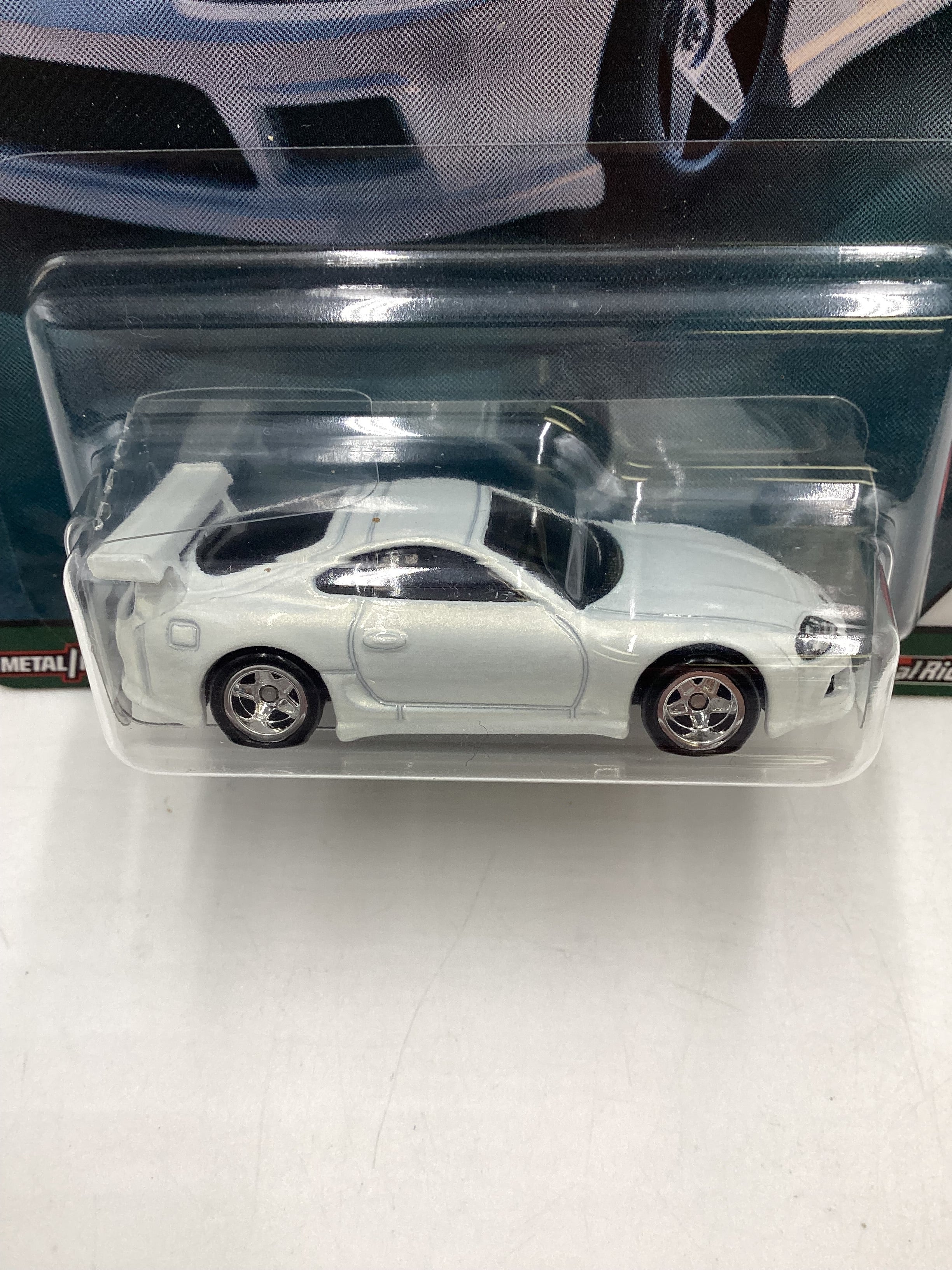 Hot wheels CC Toyota Set 1/5 Toyota Supra with protector - Image 4