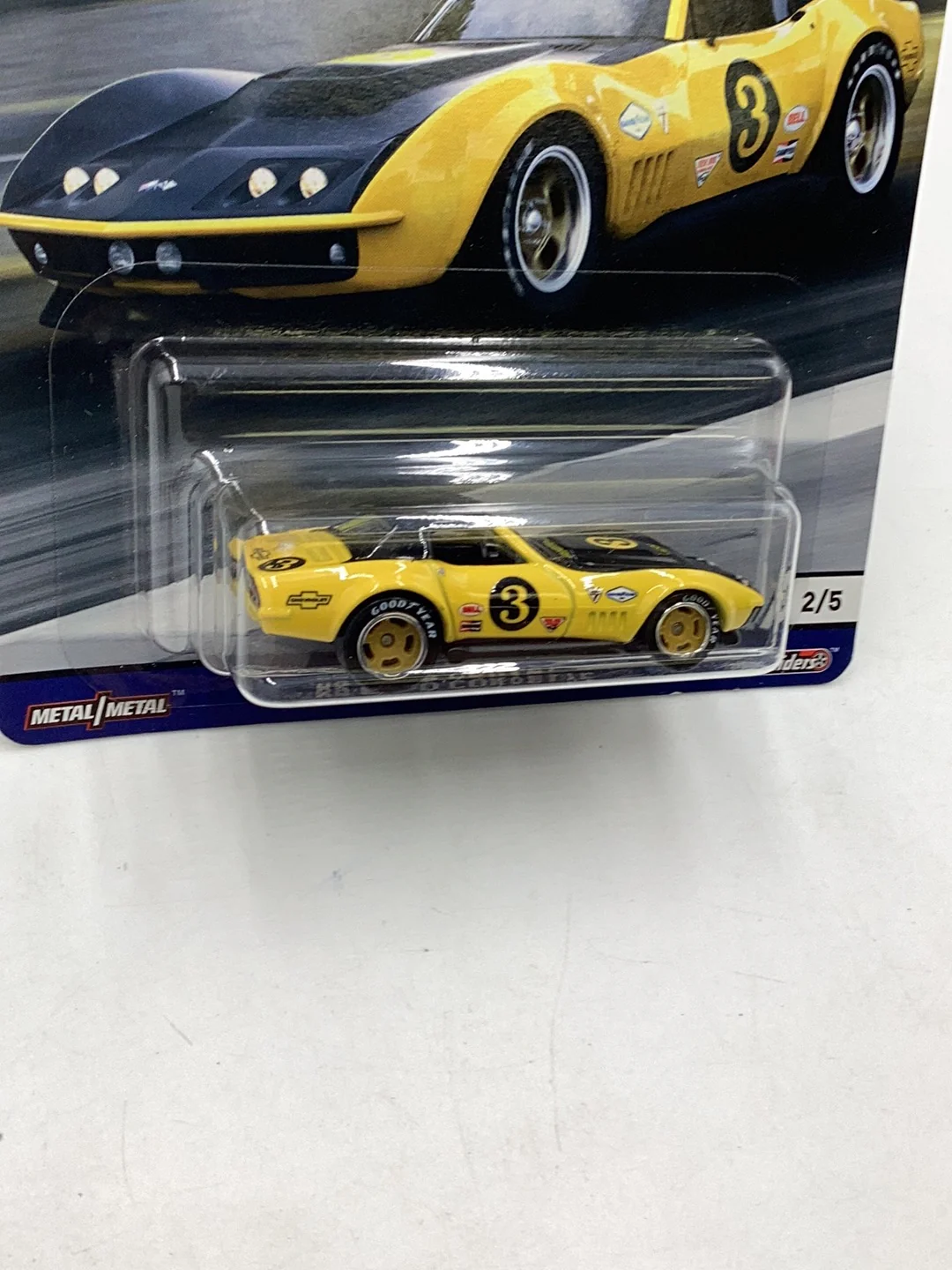 Hot wheels Circuit Legends 2/5 69 Copo Corvette 246F - Image 4