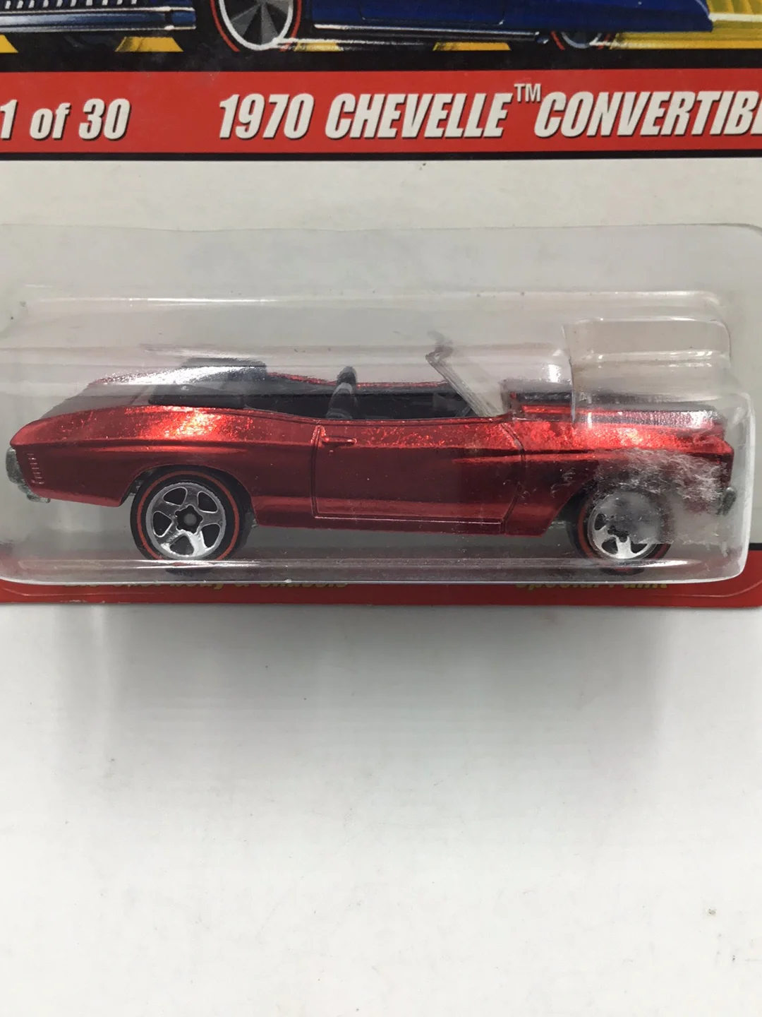 Hot wheels classics series 2 #30 1970 Chevelle Convertible BB5 - Image 2