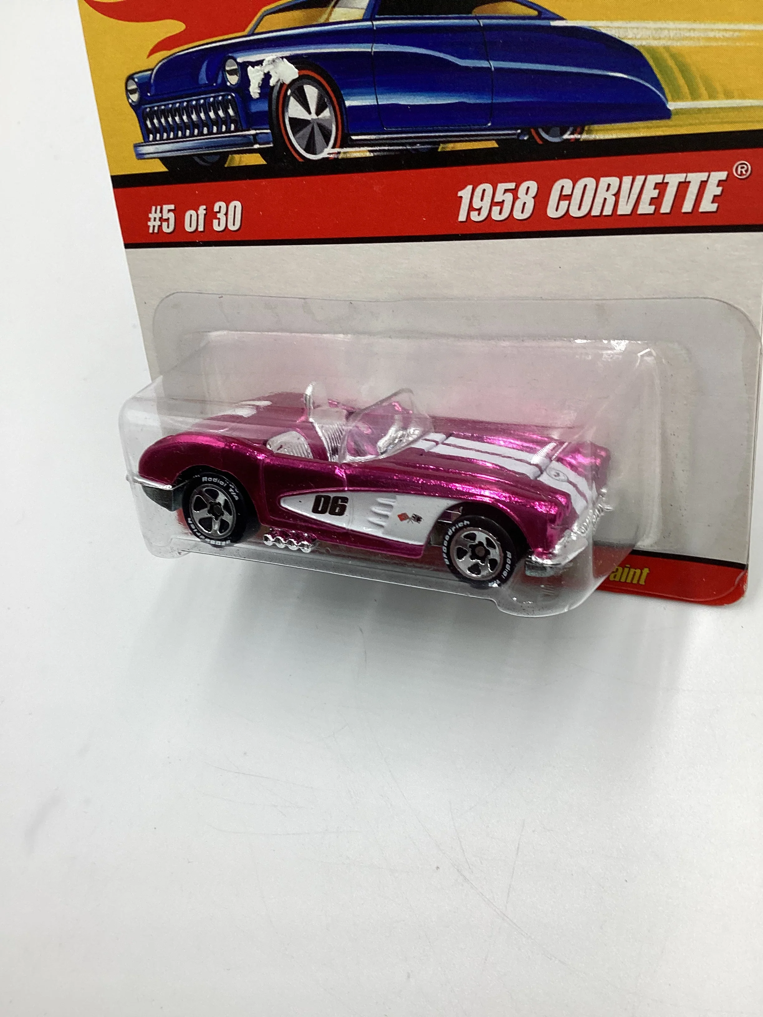 Hot Wheels Classics Series 2 #5 1958 Corvette Pink SR - Image 4