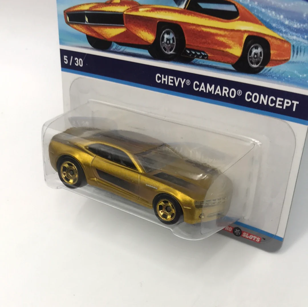Hot wheels cool classics Chevy Camaro Concept 5/30 metal/metal retro slots orange car on card Z1 - Image 3