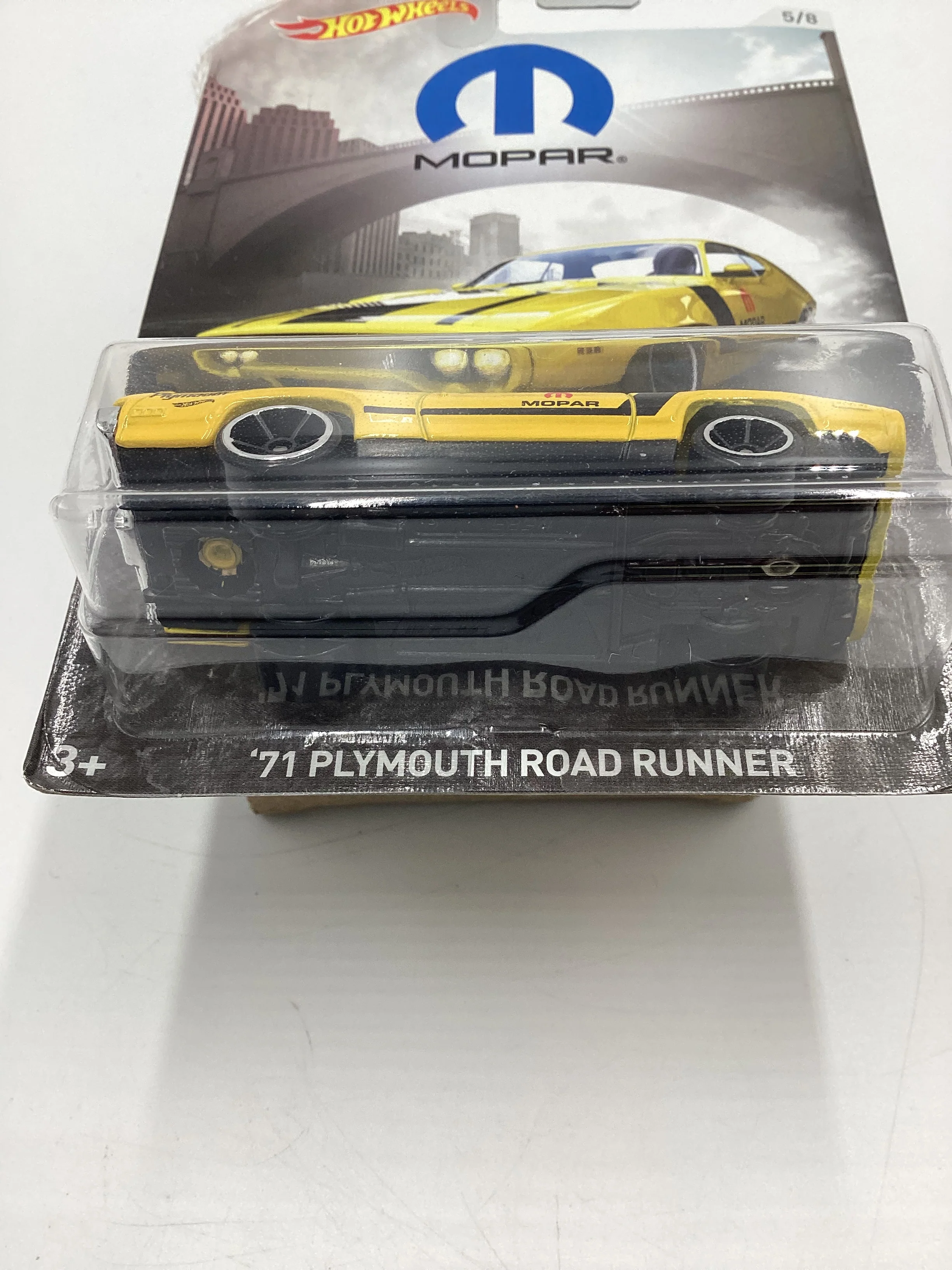 Hot wheels Exclusive Mopar Series #5 71 Plymouth Road Runner Yellow 156A - Image 7