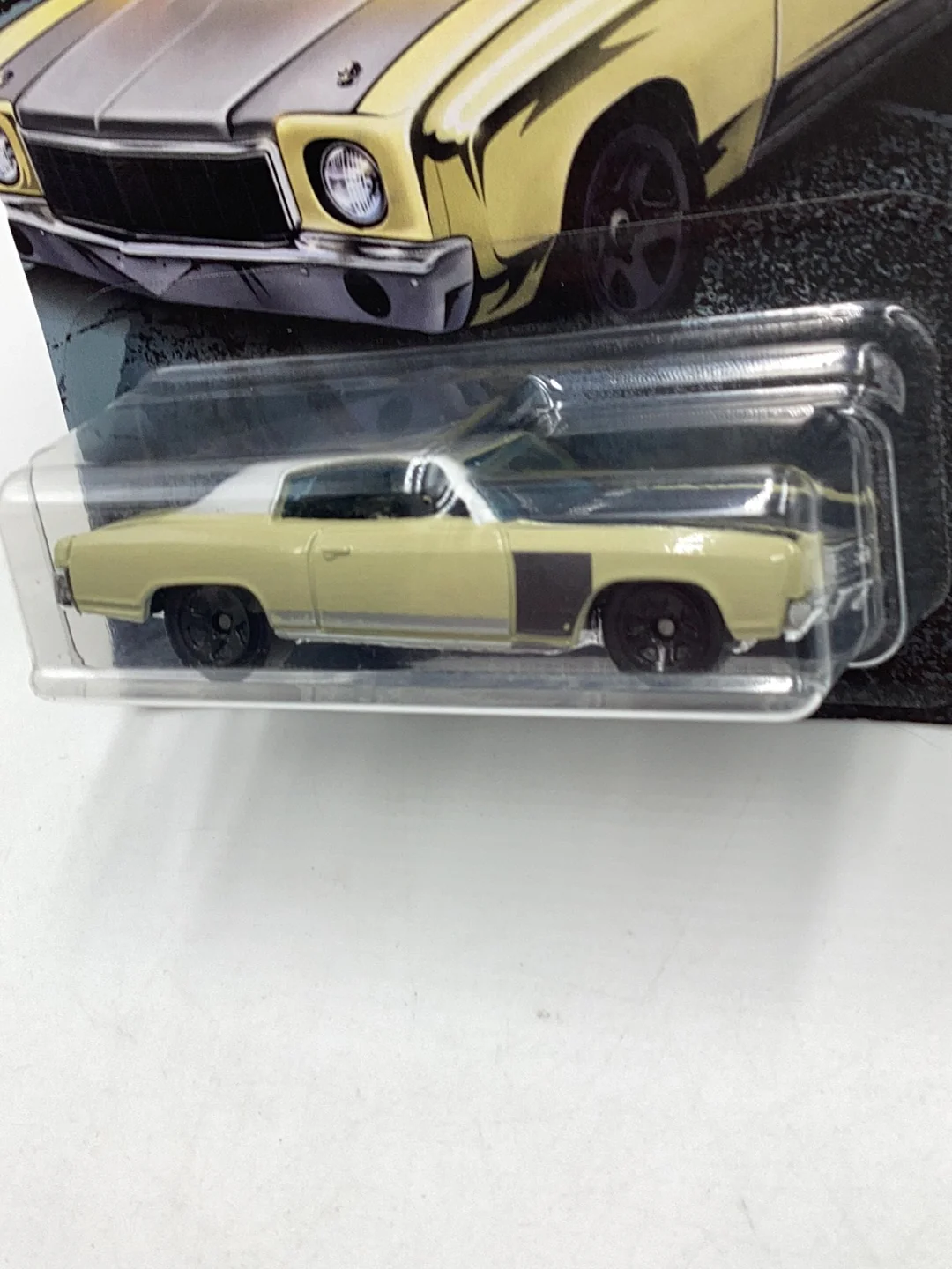 Hot wheels Fast and Furious 4/8 70 Monte Carlo 151i - Image 5