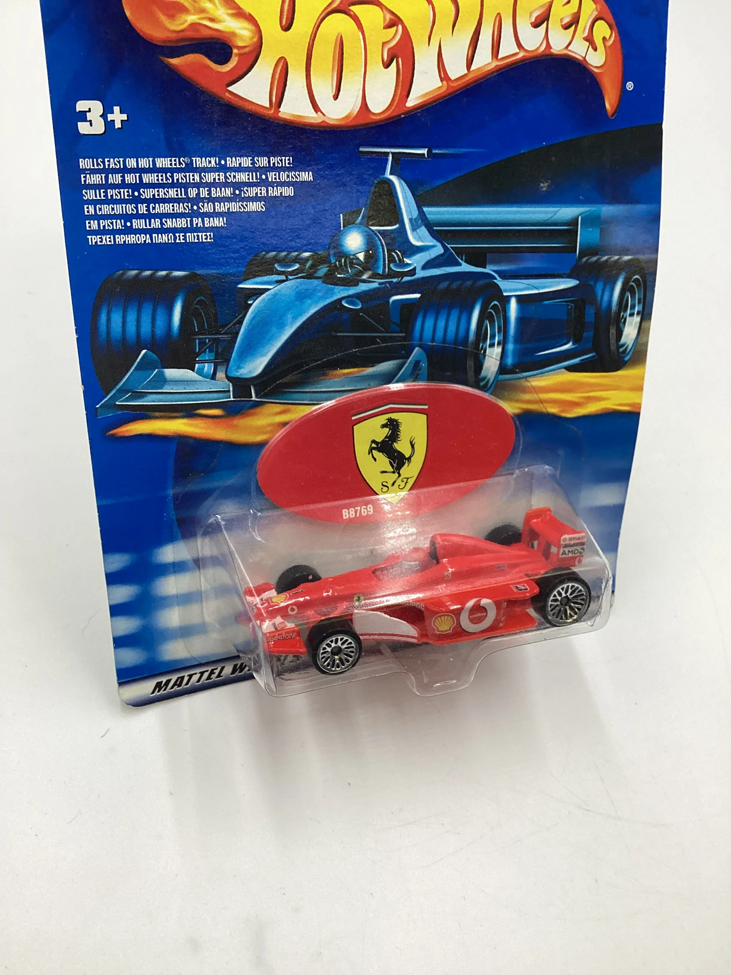 hot Wheels Ferrari Grand Prix B8769 Ferrari Formula 1 with driver red & protector - Image 5