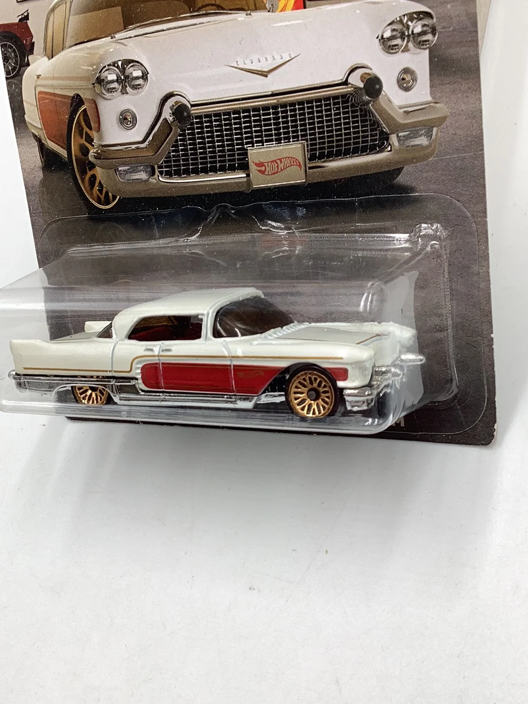 Hot Wheels Garage 3/10 57 Cadillac Eldorado Brougham 151B - Image 5