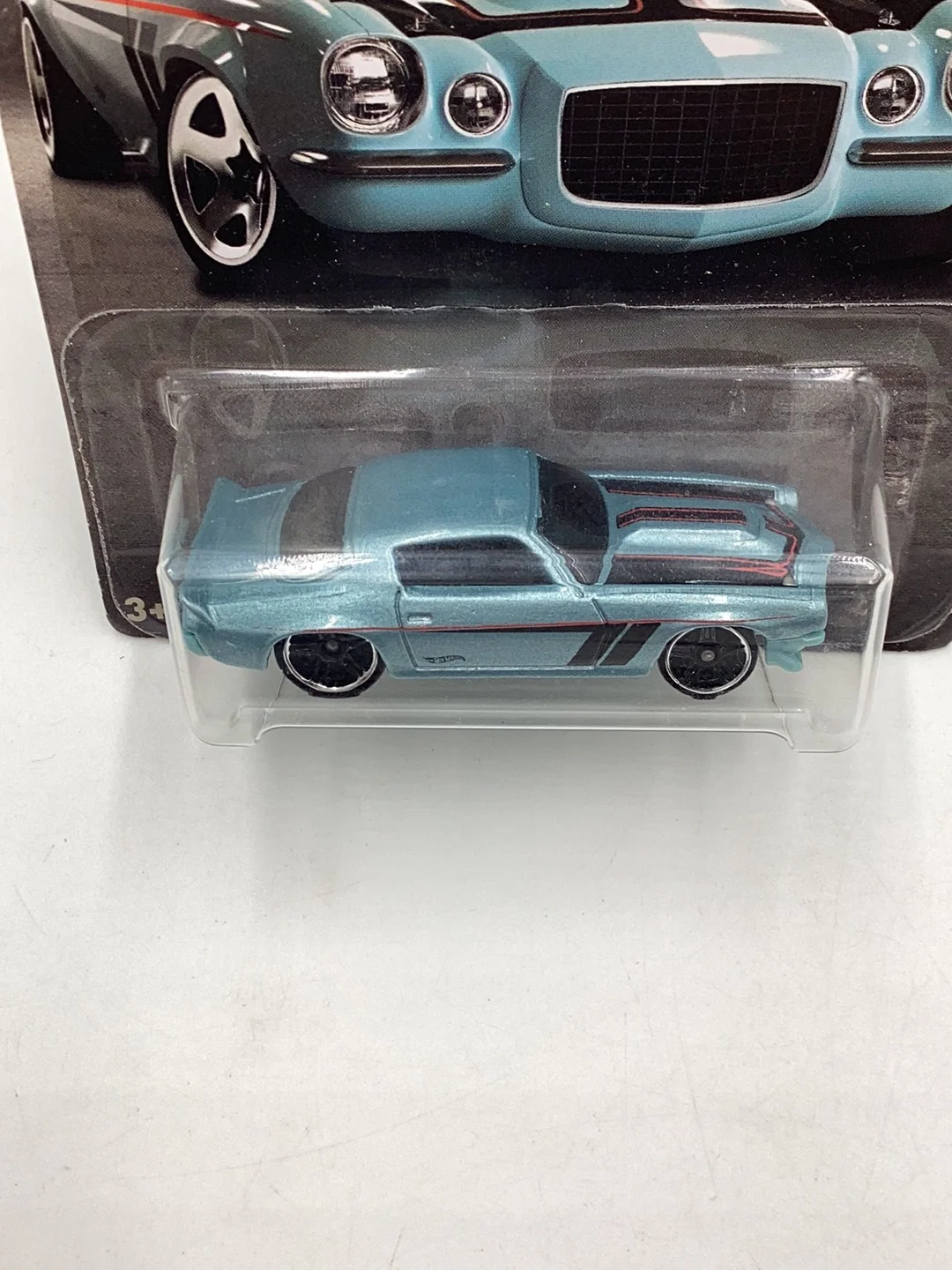 Hot wheels garage 5/10 70 Chevy Camaro RS 151A - Image 6