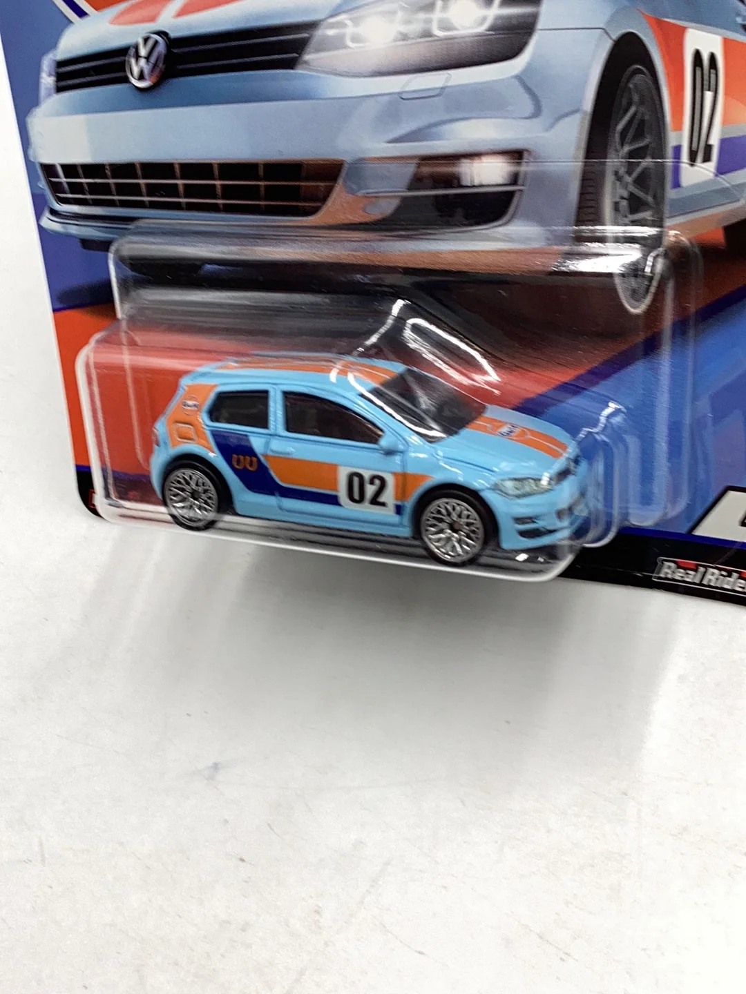 HOT WHEELS GULF Volkswagen Golf MK7 4/5 with protector - Image 5