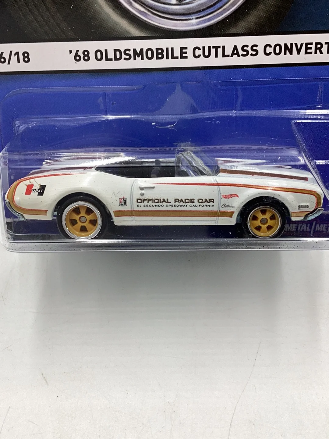 Hot wheels Heritage real riders 16/18 68 Oldsmobile cutlass convertible 271H - Image 2