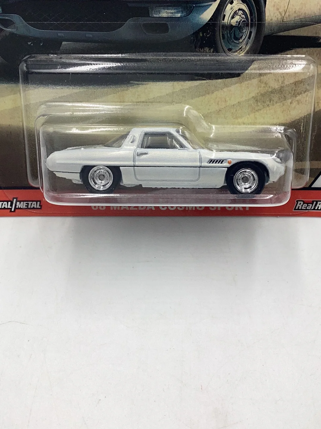 Hot Wheels Japanese Historics 3 68 Mazda Cosmo Sport 5/5 - Image 2