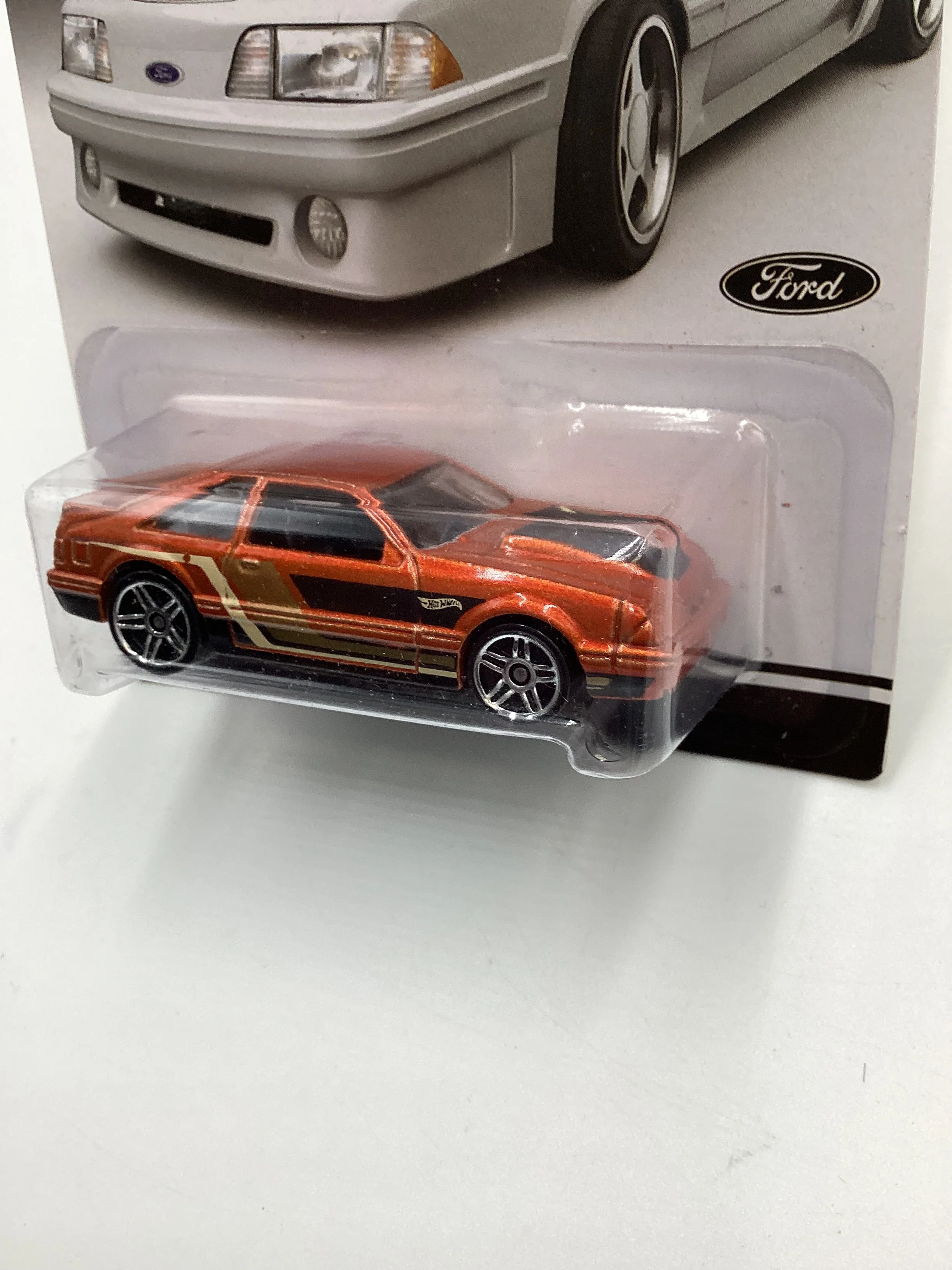 Hot Wheels Mustang 50 Years #4 92 Ford Mustang Orange 153D - Image 4
