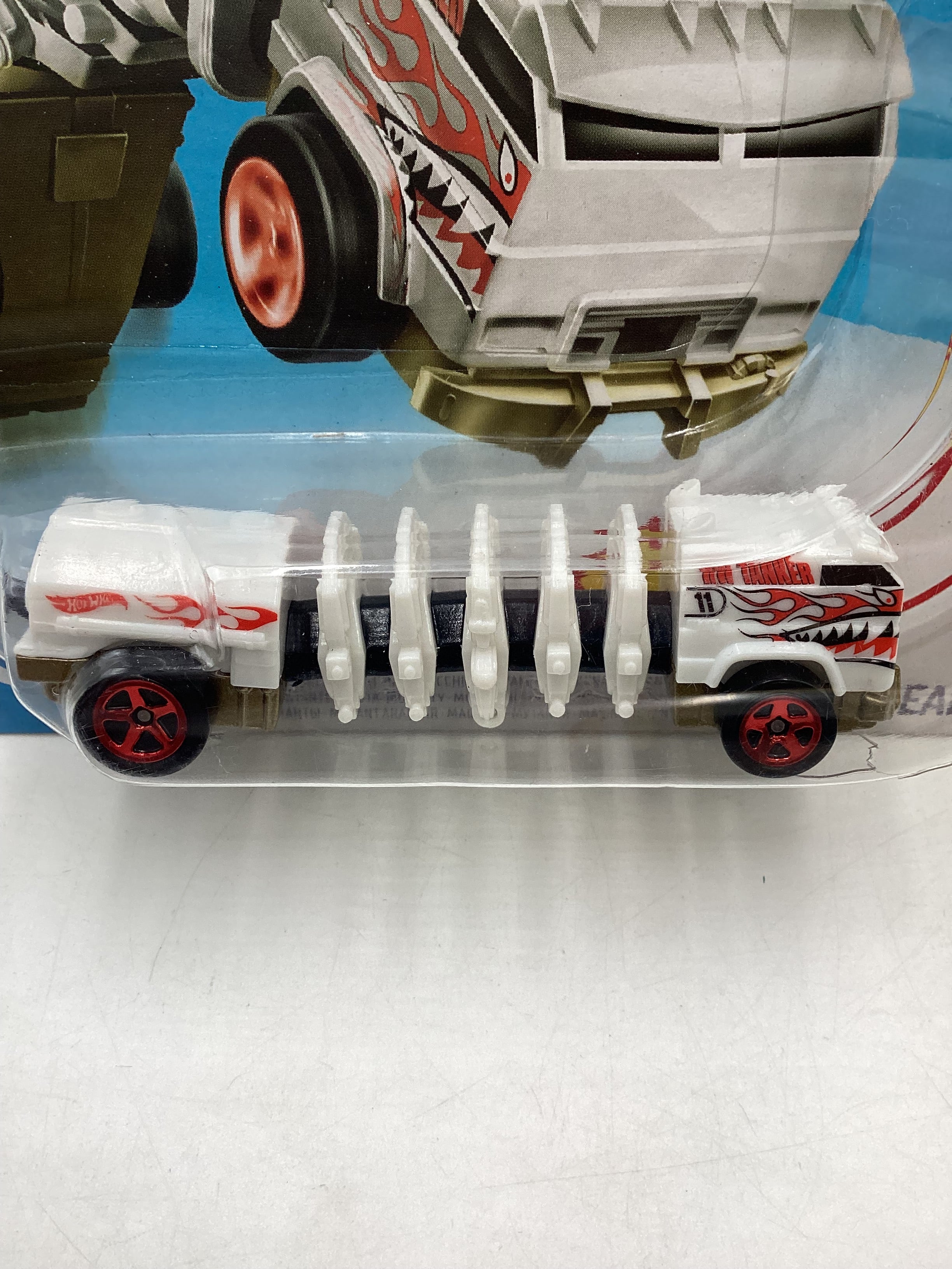 Hot Wheels Mutant Machines Power Tread - Image 3