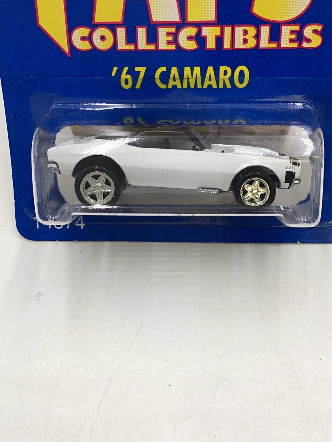 Hot Wheels Pats Collectibles 67 Camaro 14874 1/7000 with protector - Image 3