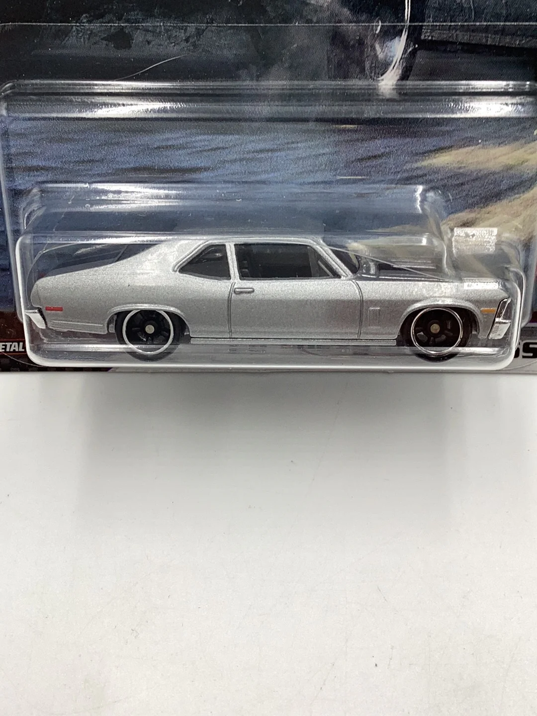 Hot wheels premium fast and furious Fast Superstars 4/5 70 Chevy Nova SS 250G - Image 2