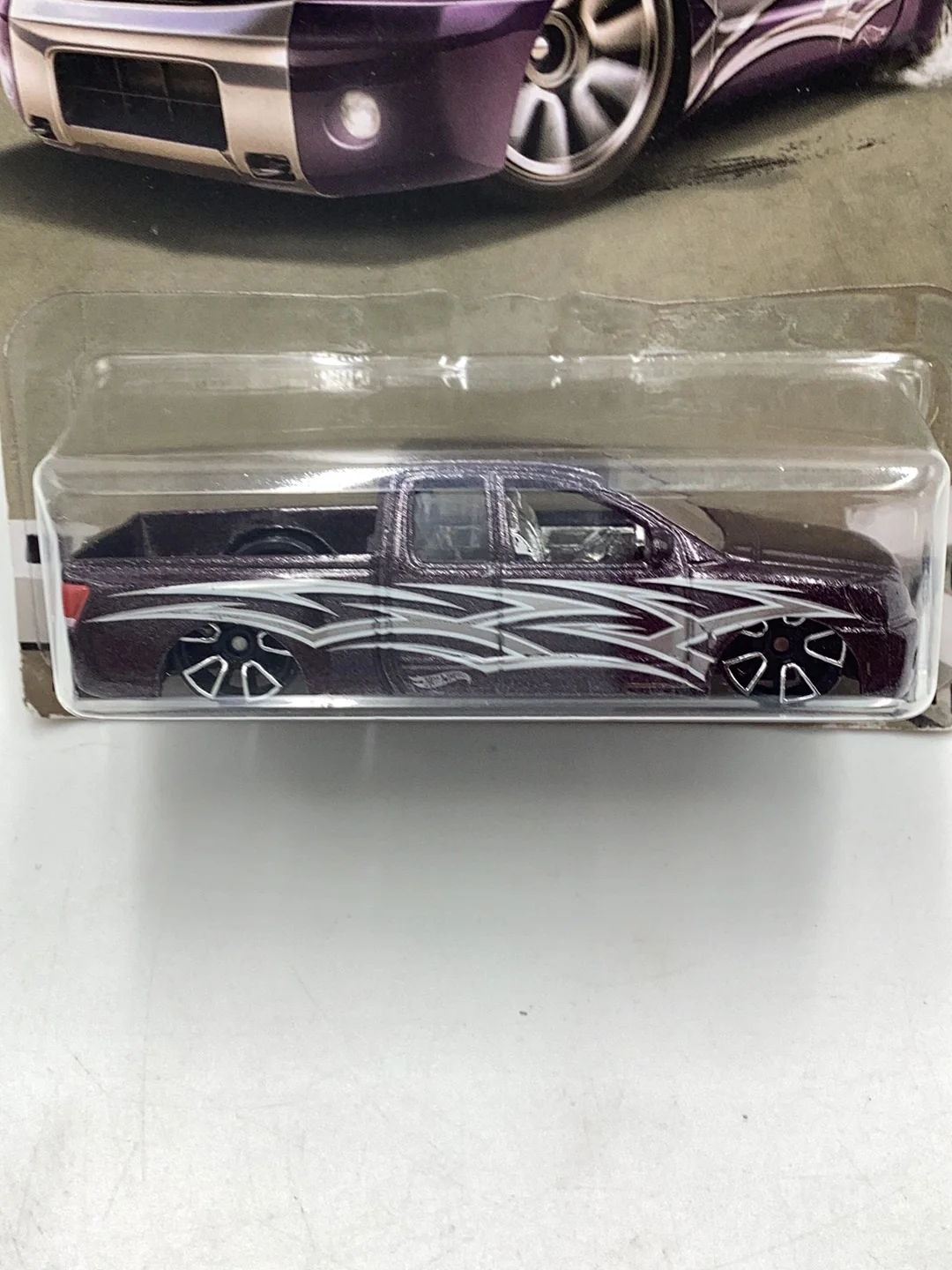 Hot wheels RAD series Nissan Titan Walmart exclusive 5/8 - Image 3