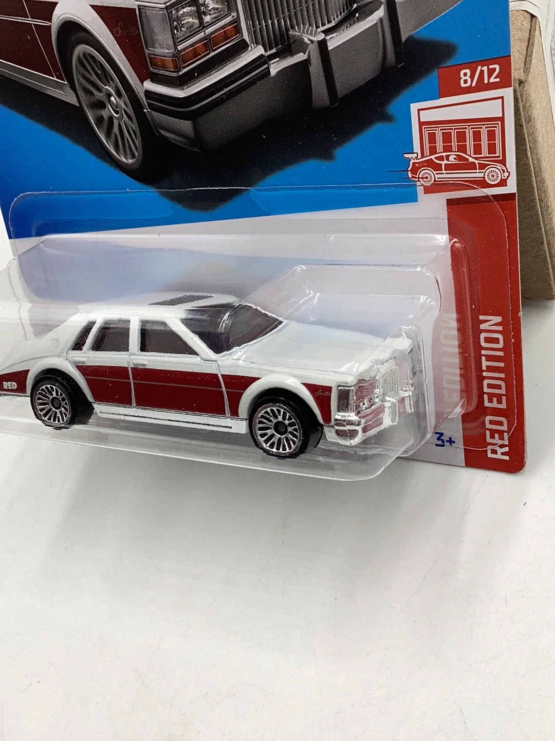 hot wheels red edition #75 82 Cadillac Seville 150G - Image 4