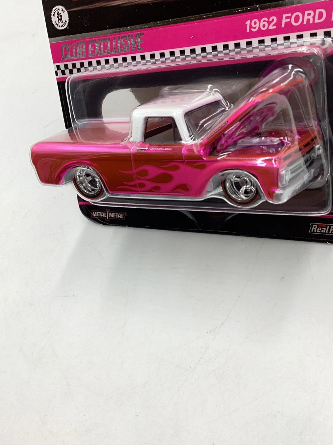 Hot wheels redline club 1962 Ford F-100 with protector - Image 4