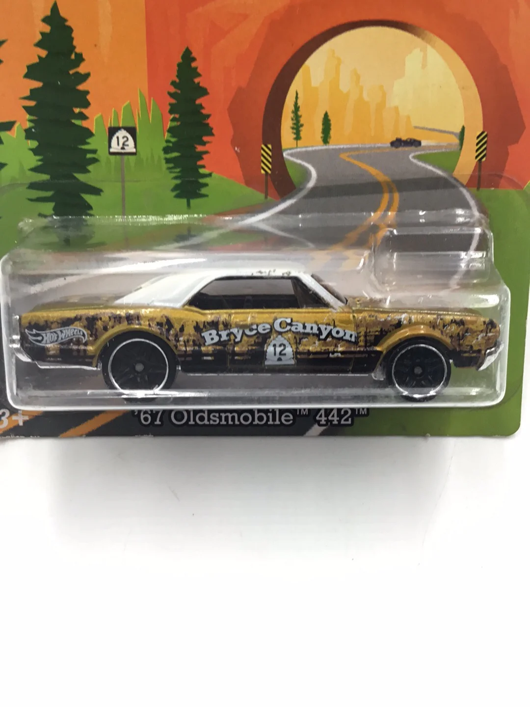 Hot Wheels Road Trippin 67 Oldsmobile 442 #14 W4 - Image 2