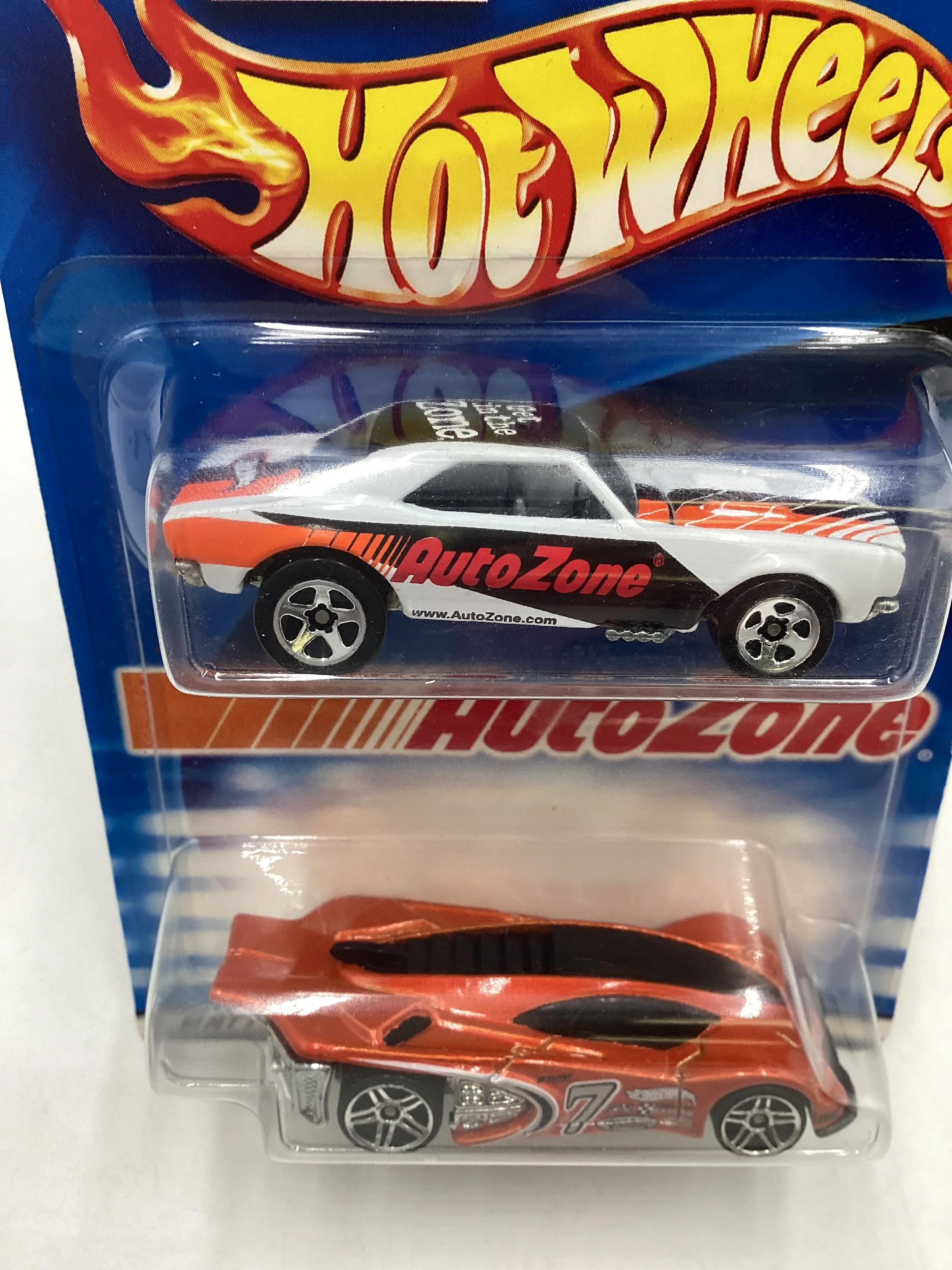Hot wheels Special Edition Autozone 2 Pack 1967 Camaro/ Side Draft (SR) - Image 3