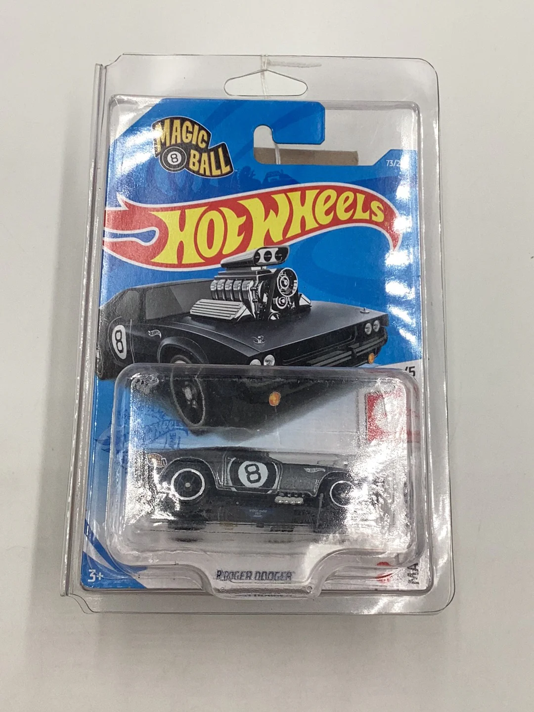 Hot Wheels super treasure hunt Rodger Dodger Magic 8 Ball “You got it” W/ Protector - Image 8