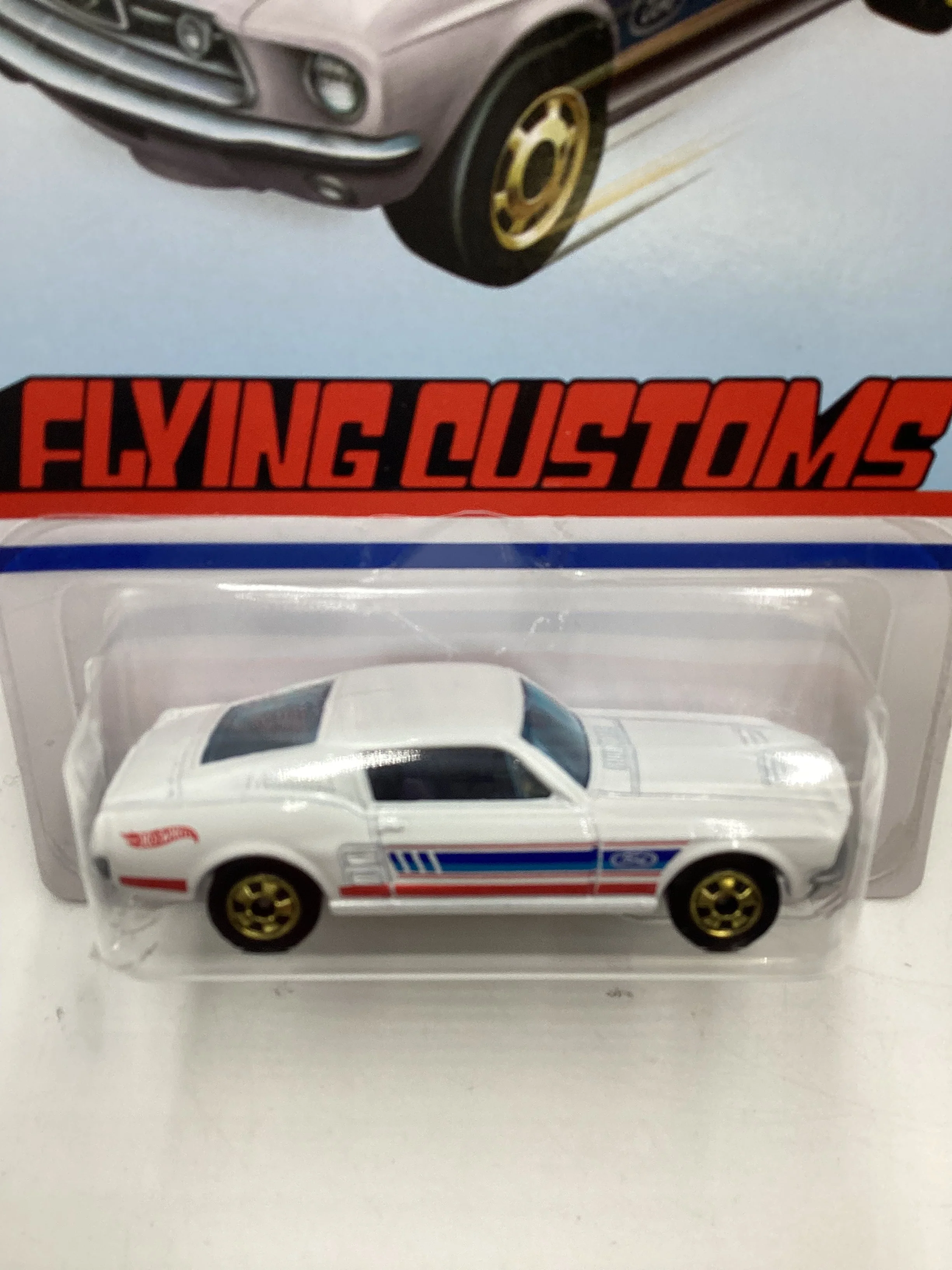 Hot Wheels Target Exclusive Flying Customs 67 Custom Mustang White Cracked Blister 157E - Image 8