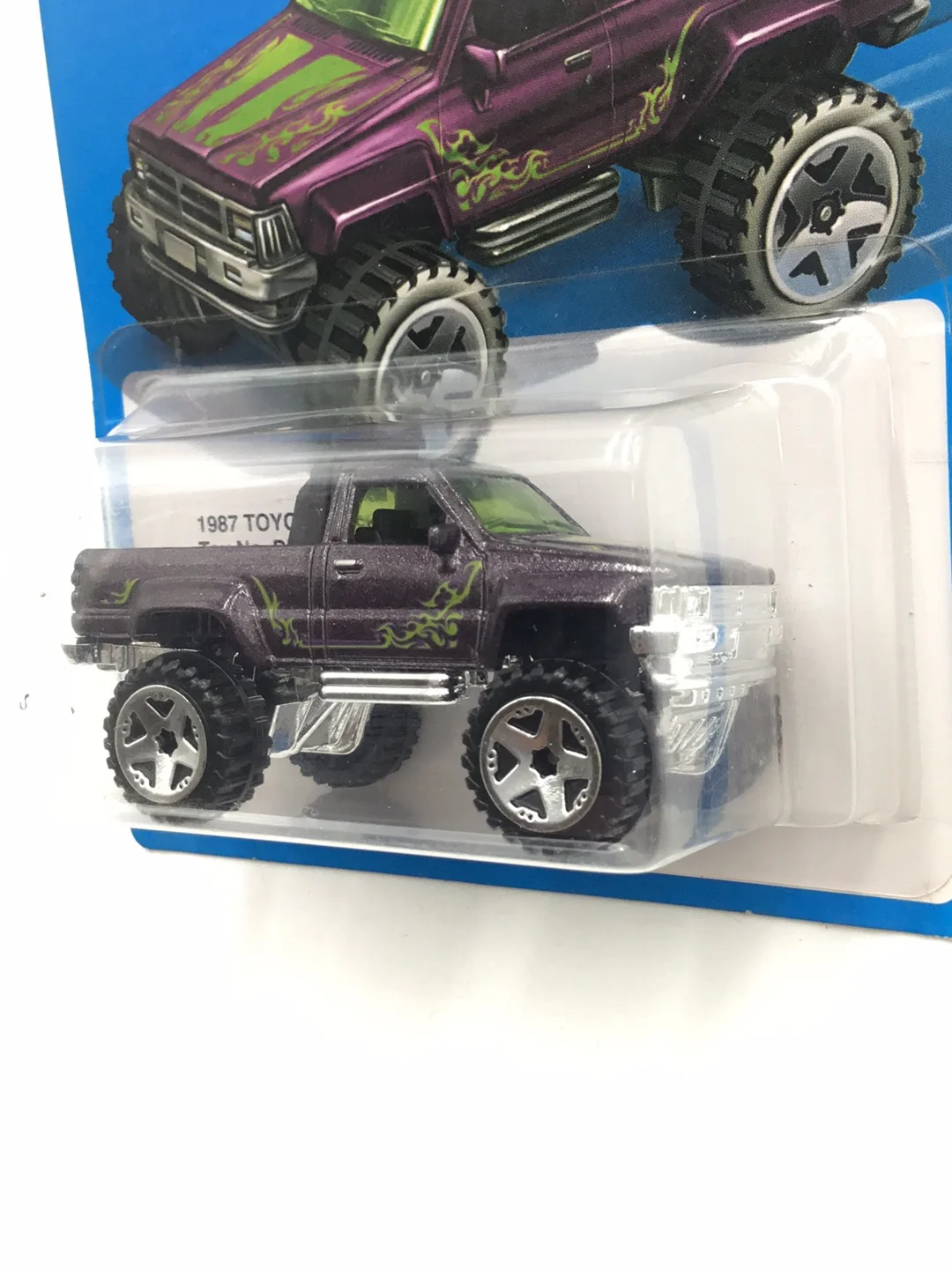 Hot wheels Target retro 1987 Toyota pickup KK1 - Image 4