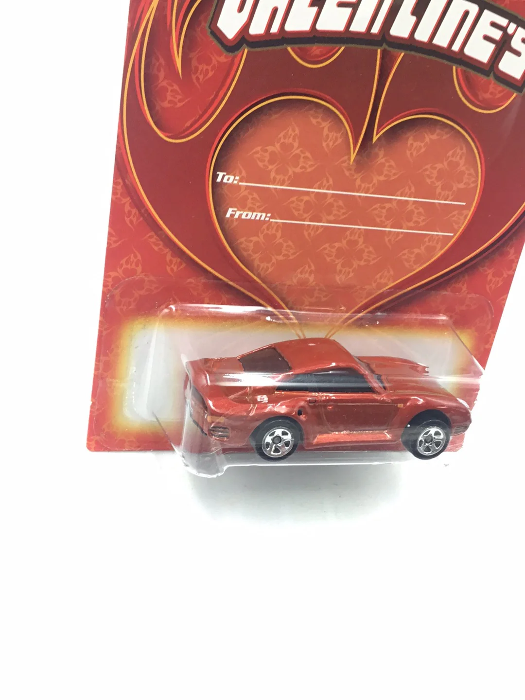 Hot Wheels Valentines Porsche 959 Target Exclusive with protector - Image 3