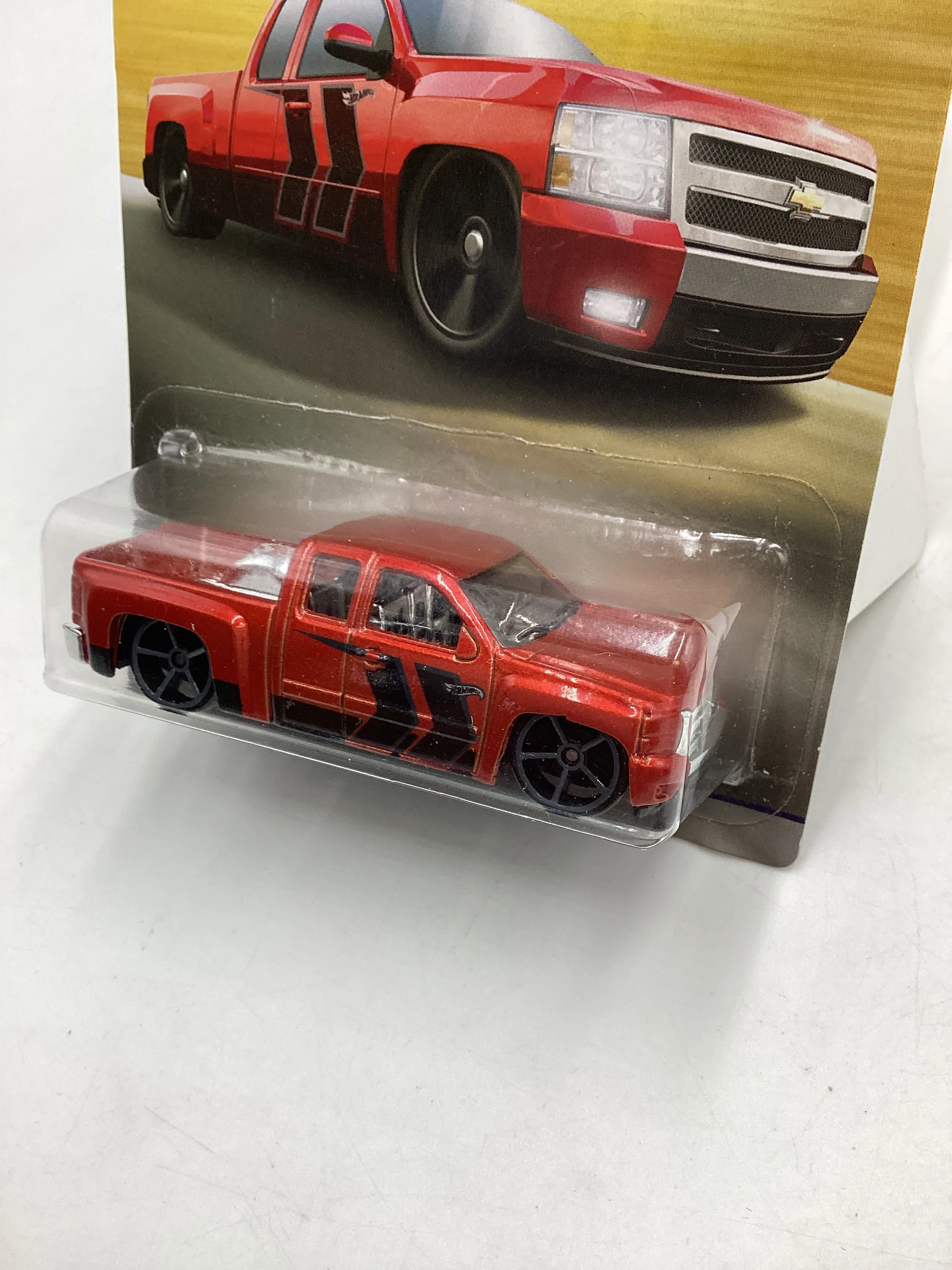 Hot Wheels Walmart 100 Years Chevy #7 Chevy Silverado Red 161S - Image 4
